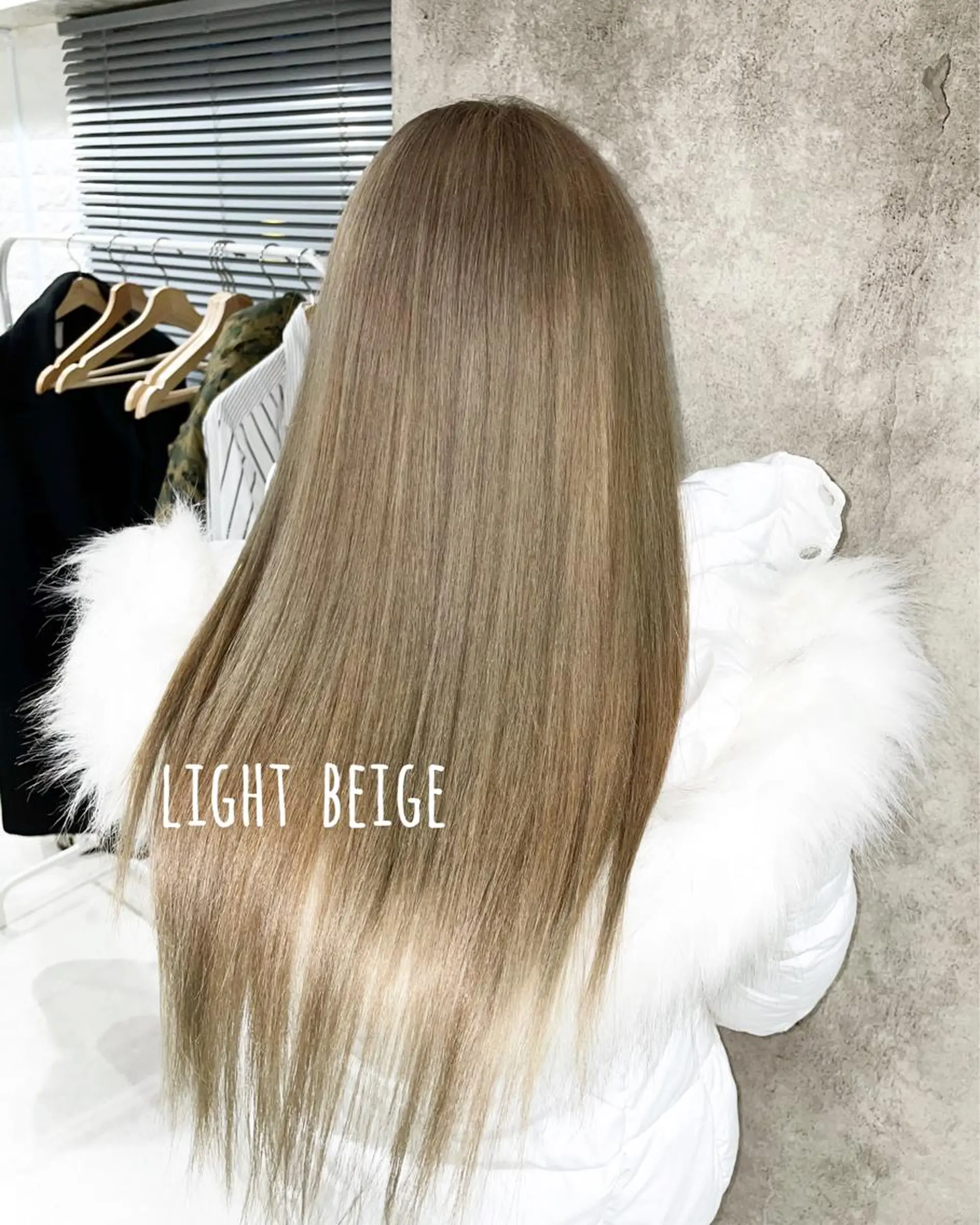 セミロング カラー ベージュカラー カット 縮毛矯正 トリートメント にしき さんのヘアスタイル