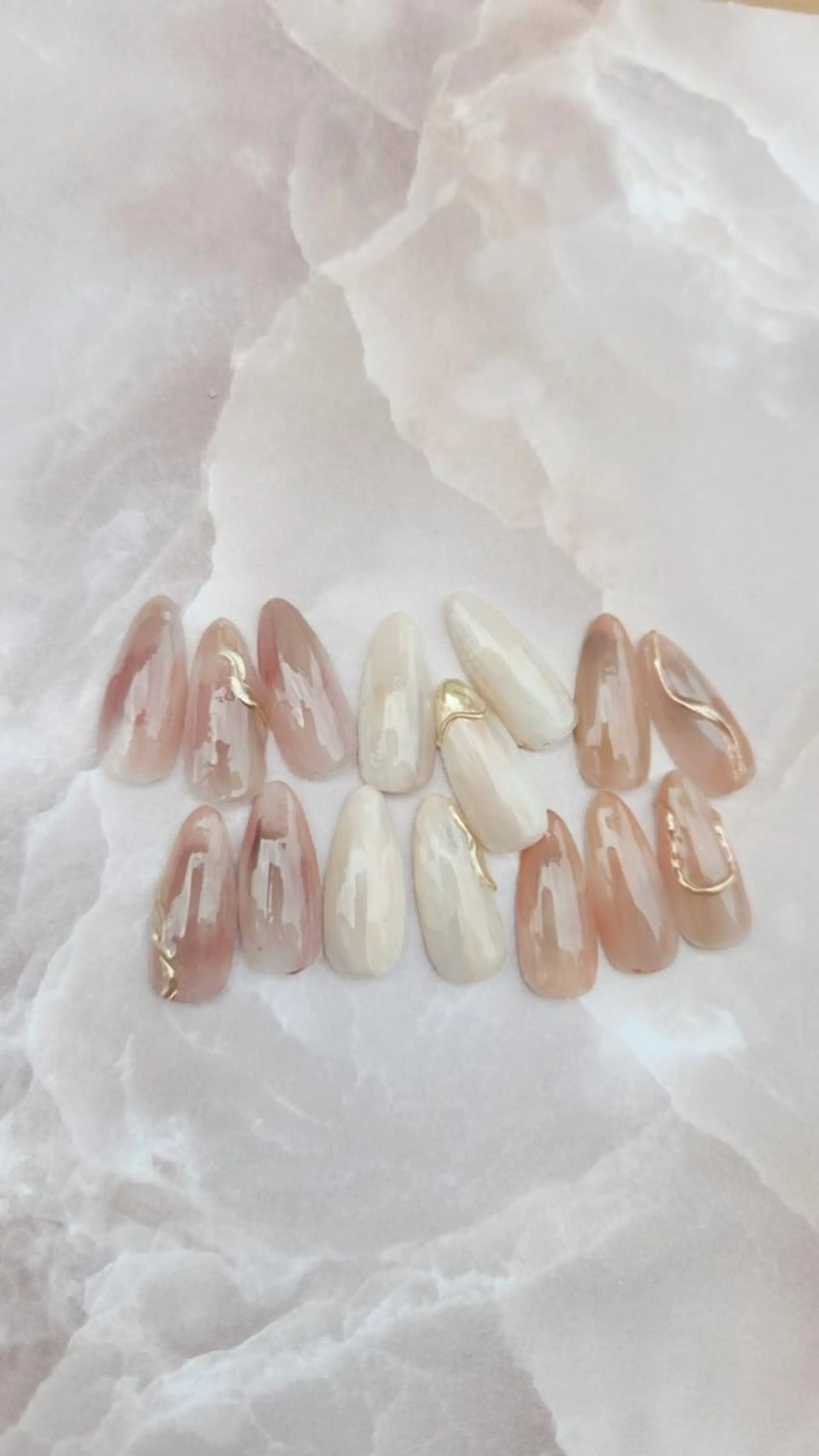 ネイル FIRST天神駅直結 jr ハルヒのネイルデザイン