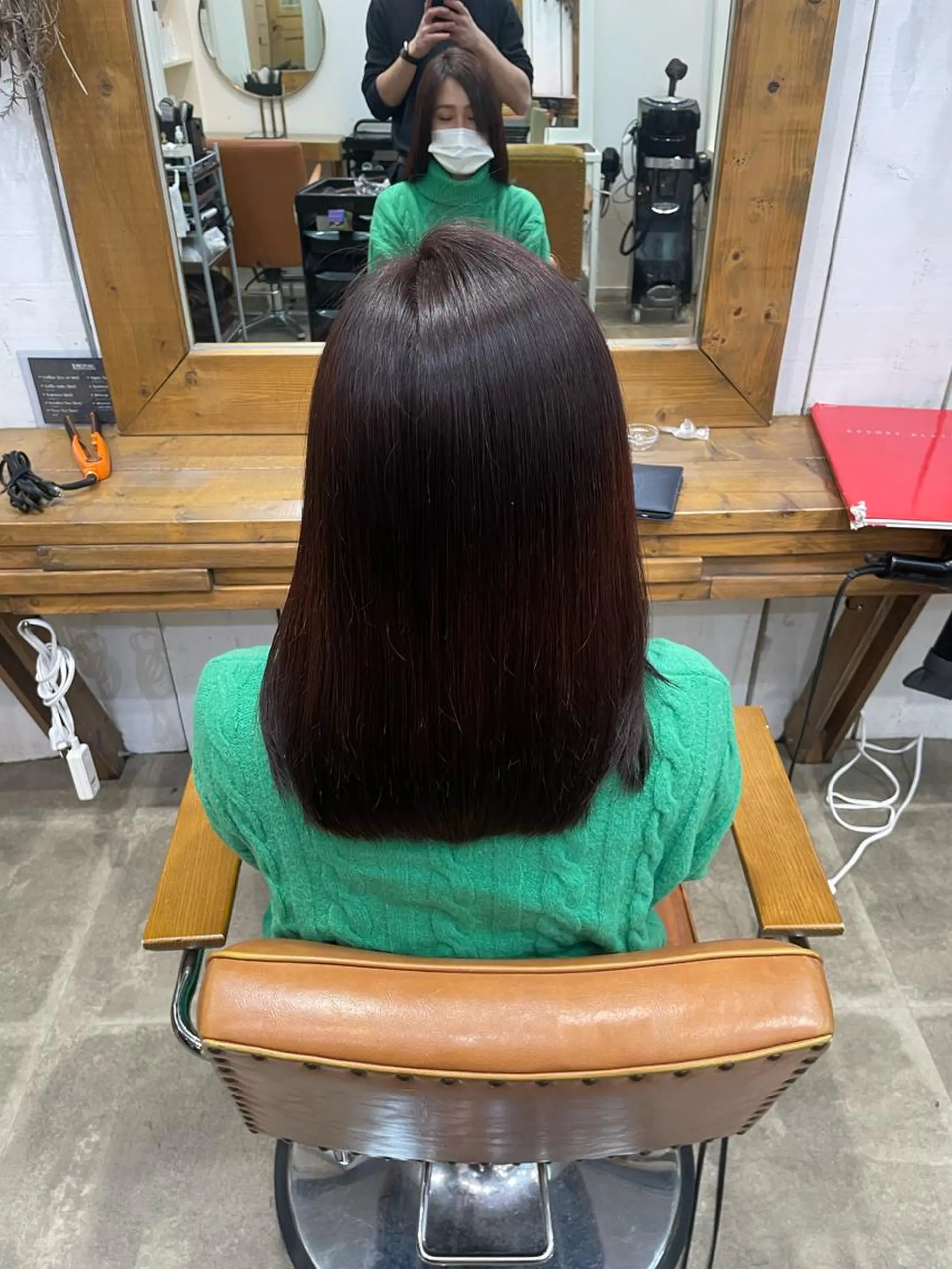 セミロング カラー 松田 恋のヘアスタイル