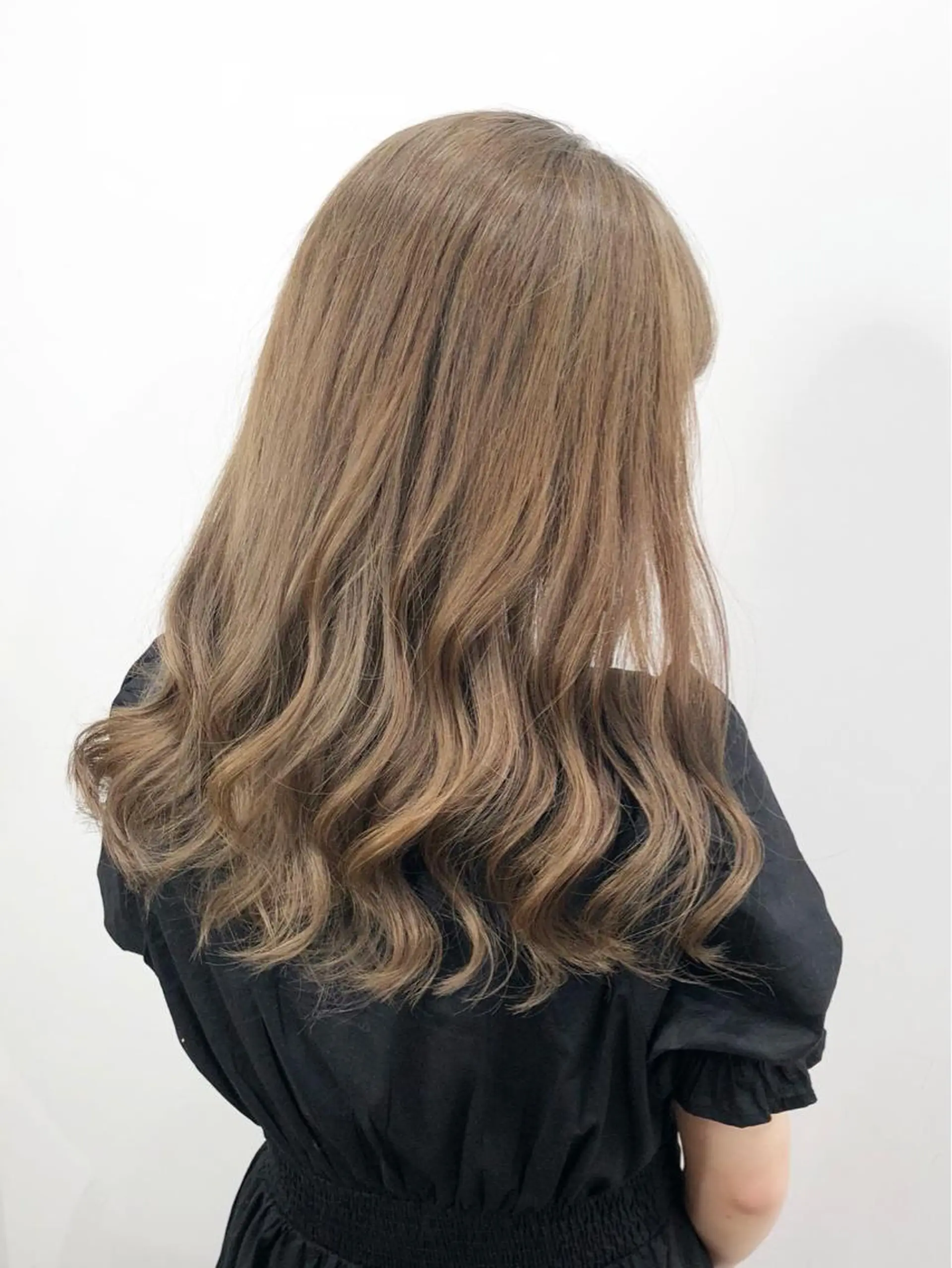 ミディアム カラー 🌙HIZUKI🌙 ハイトーン 艶髪のヘアスタイル