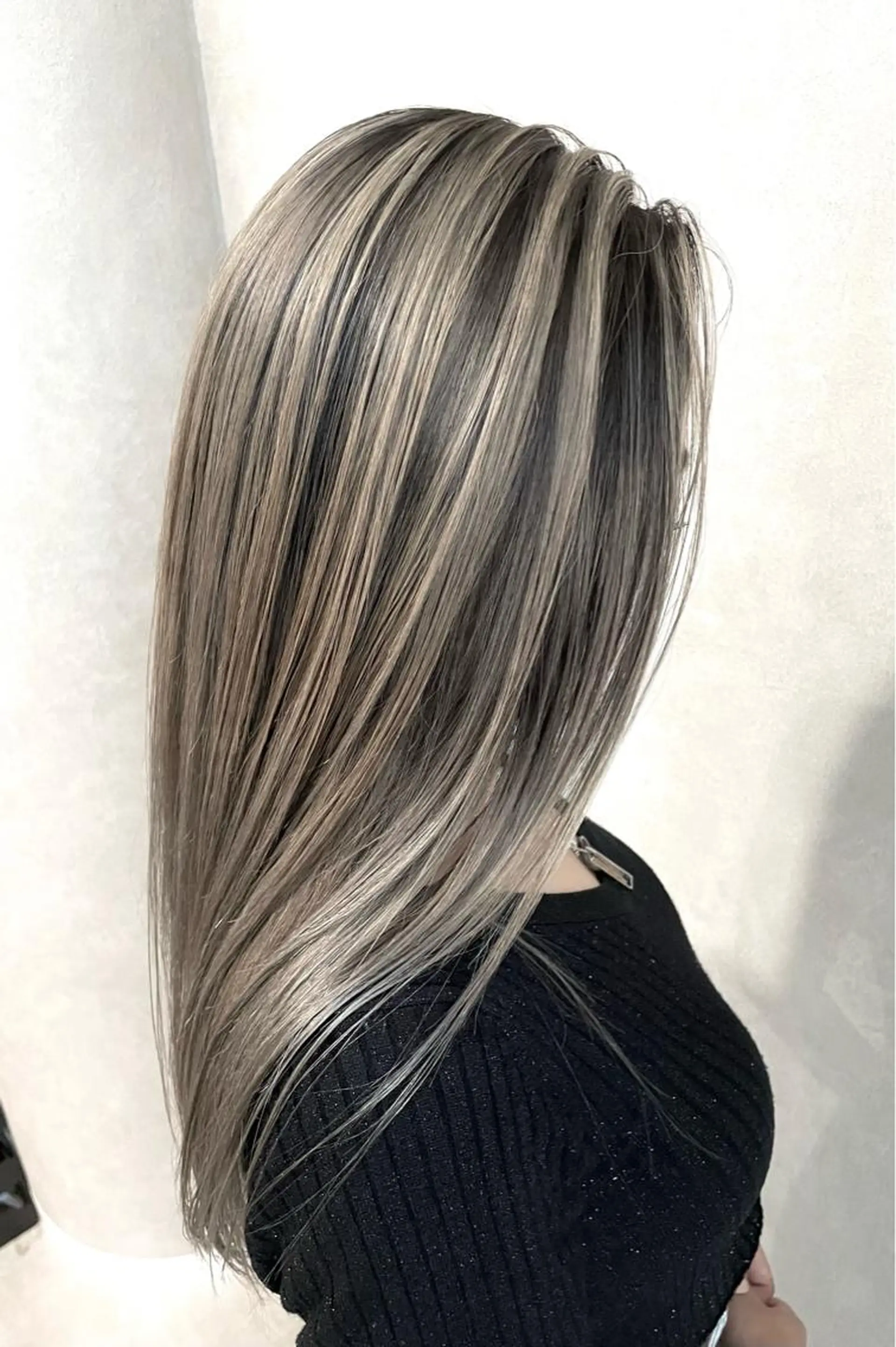 セミロング カラー シールエクステ アディクシーカラー バレイヤージュ ブリーチ ケアブリーチ シール、 ハネエクステのヘアスタイル