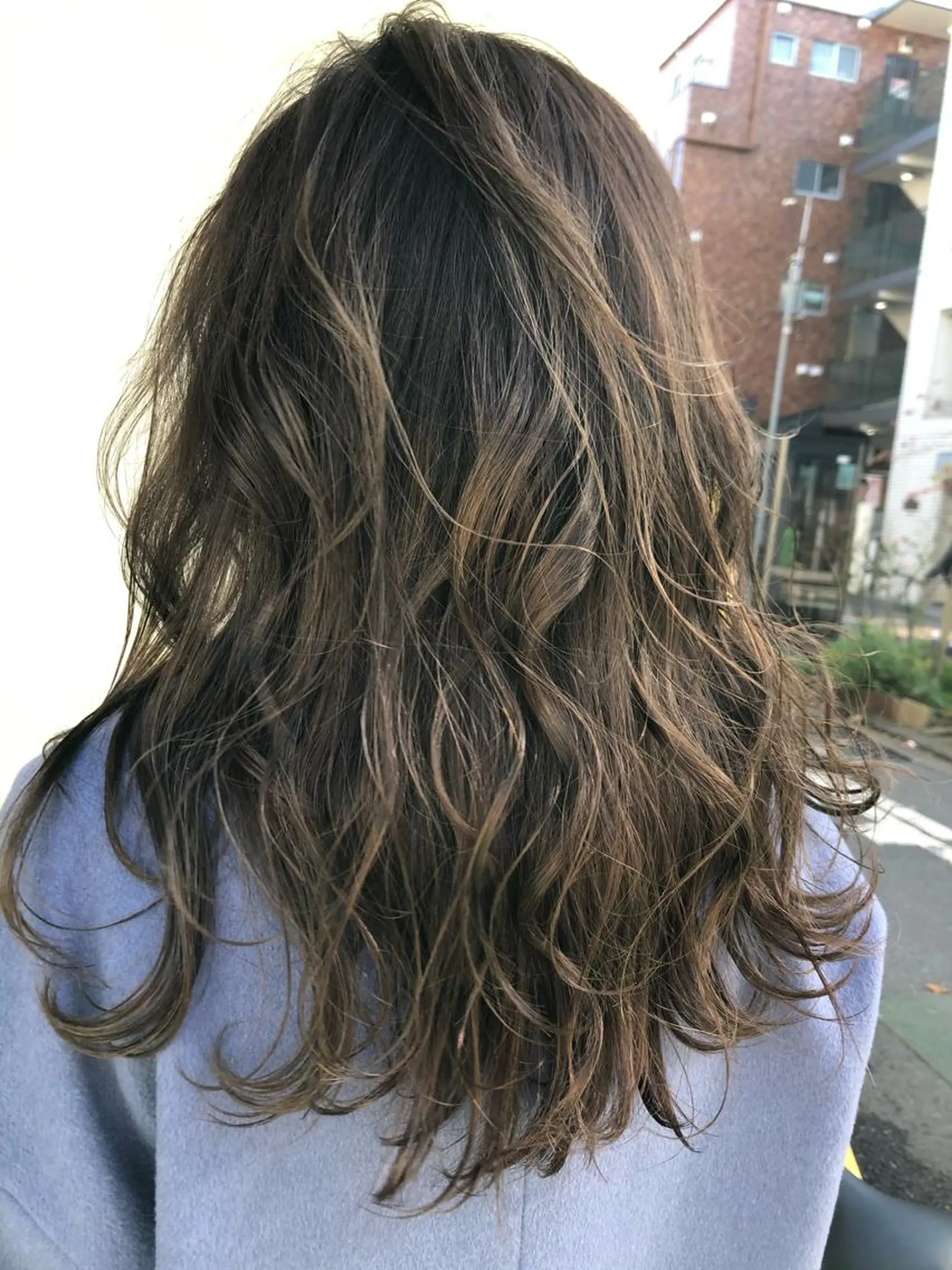 セミロング ハイライト パーソナルカラー骨格 顔タイプ　小幡のその他イメージ