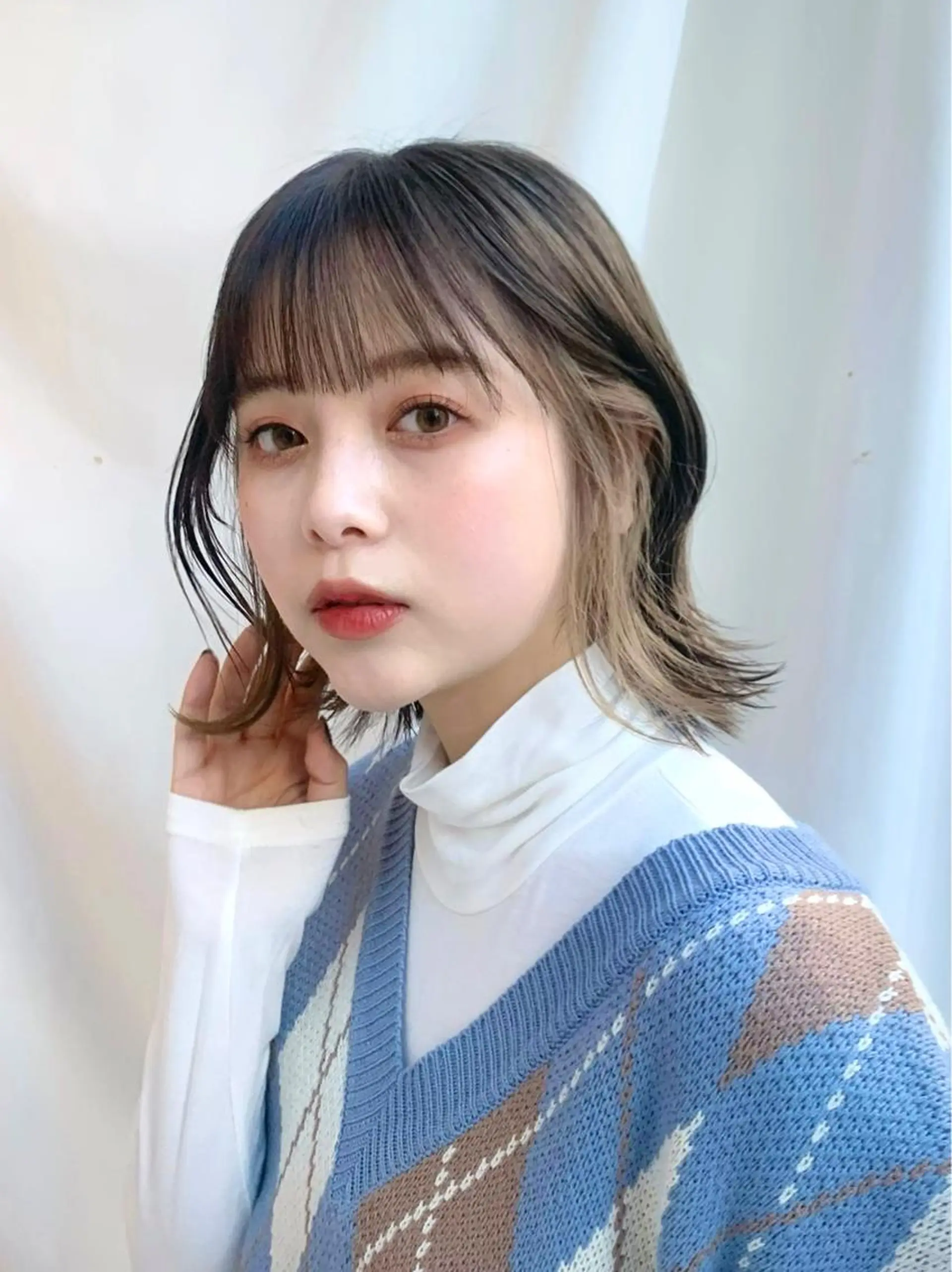 ミディアム カラー ベージュカラー 透明感カラー グレージュ ボブ ヘアカラー トリートメント レイヤー専門家 ダブルカラー修のヘアスタイル