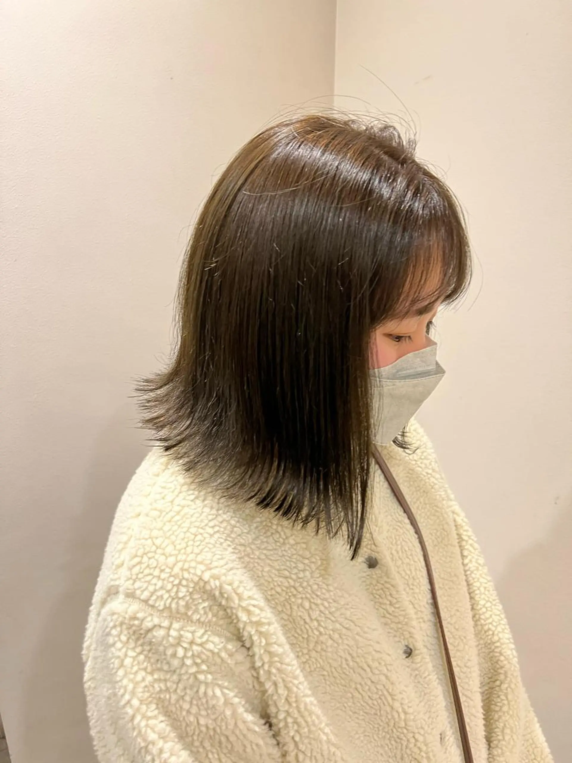 ミディアム カラー ヘアアレンジ グレージュ オリーブグレージュ オリーブグレー ヘアカラー トリートメント ヘアセット 金子 廉のヘアスタイル