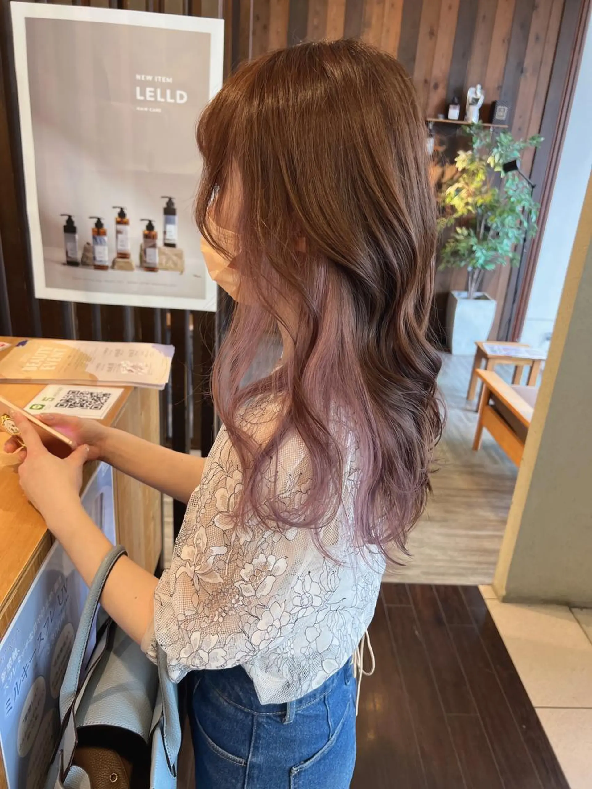 セミロング ピンクラベンダー ヘアカラー トリートメント 具志 正太のヘアスタイル