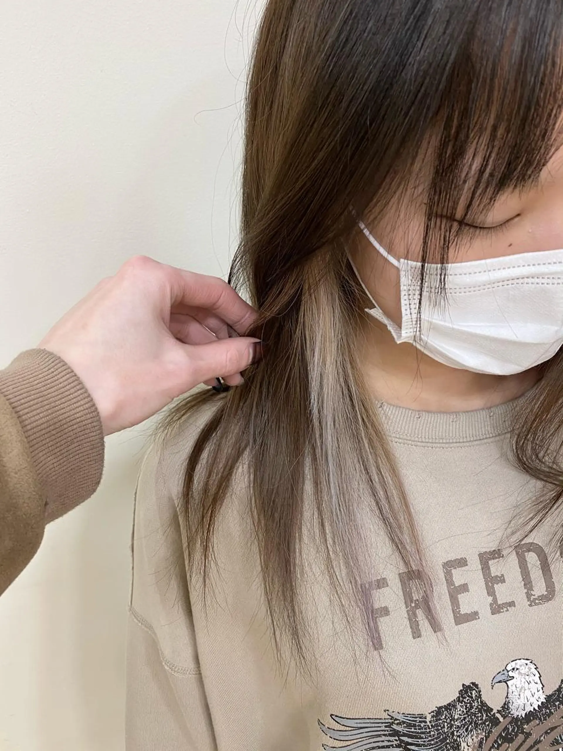 カラー SALOWIN栄 高須大貴のヘアスタイル