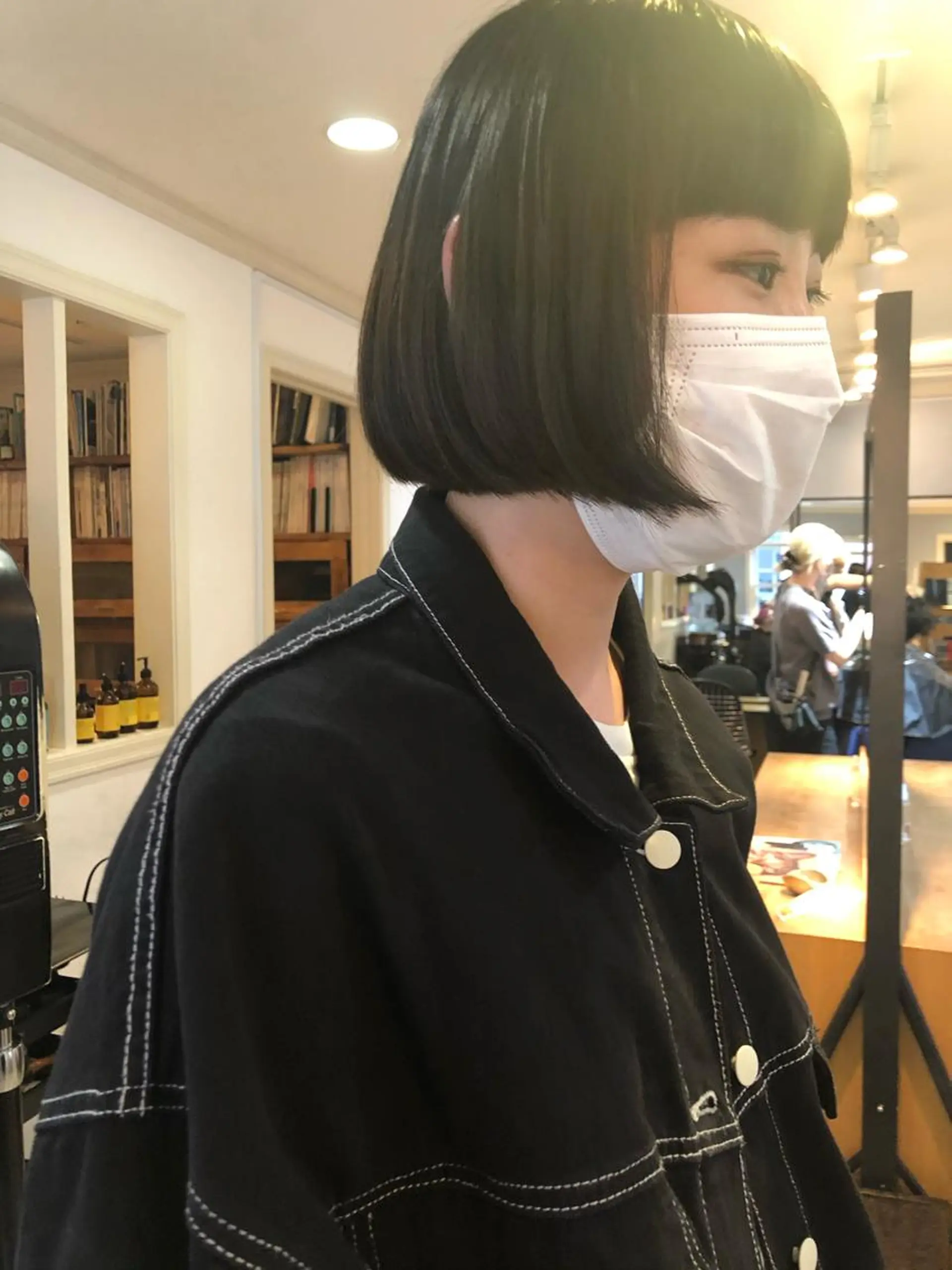 ショート NOUN所属・eri kinjoのヘアスタイル