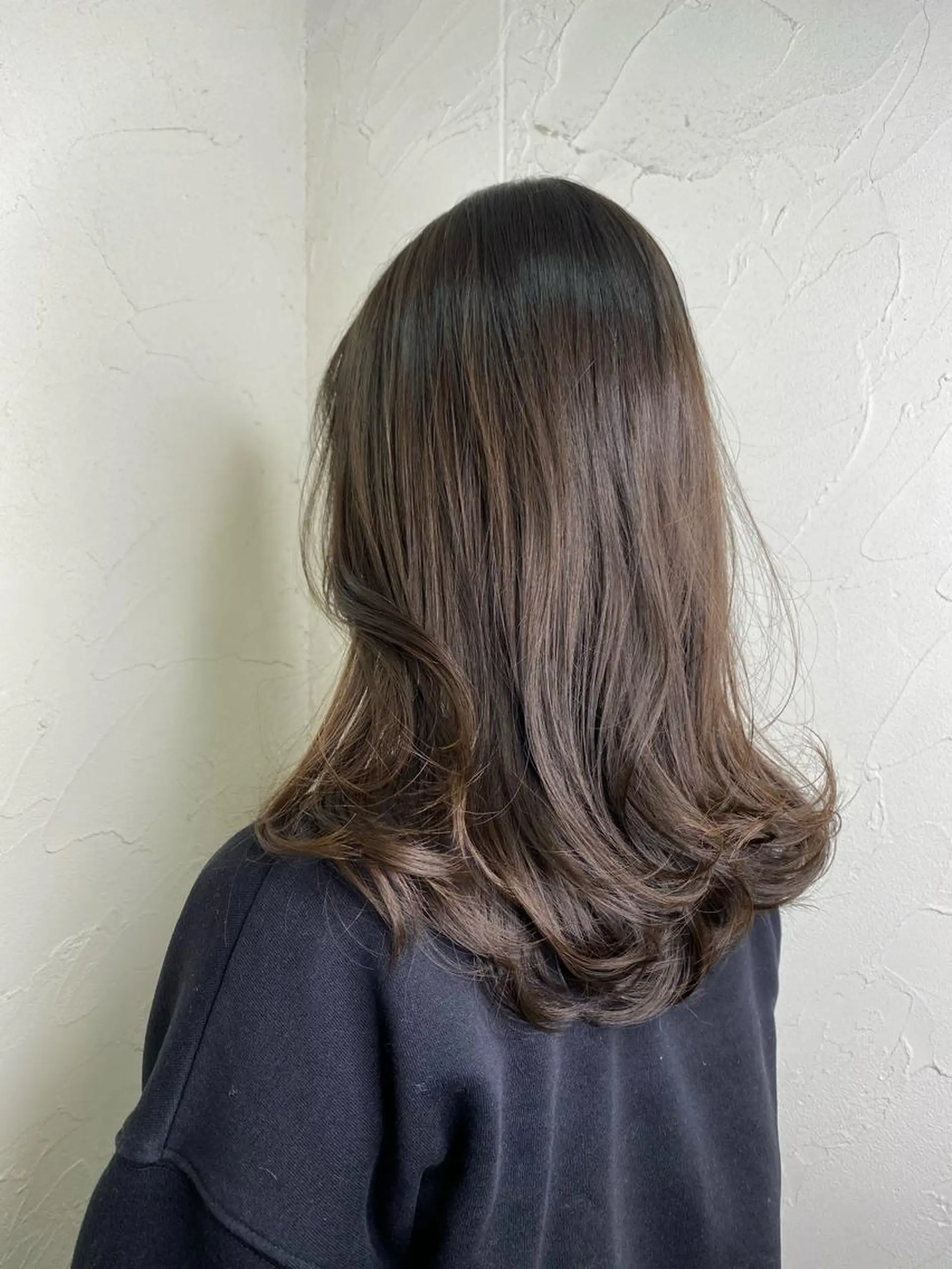 セミロング ヘアアレンジ 久力琴音''透明感 カラー''アレンジのヘアスタイル