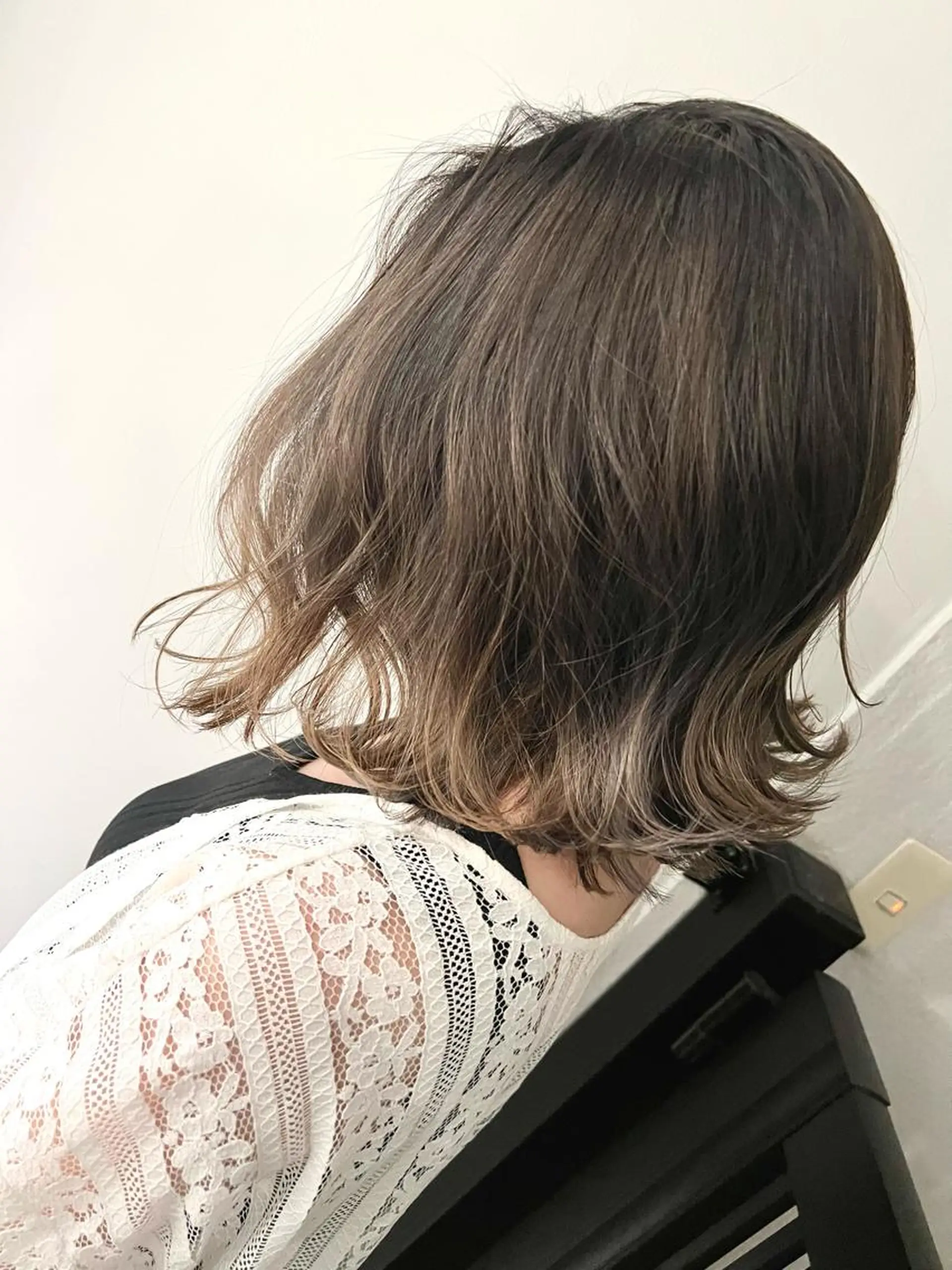 ショート カラー 🔥ハイトーンカラー ギャルNAOKI🔥のヘアスタイル