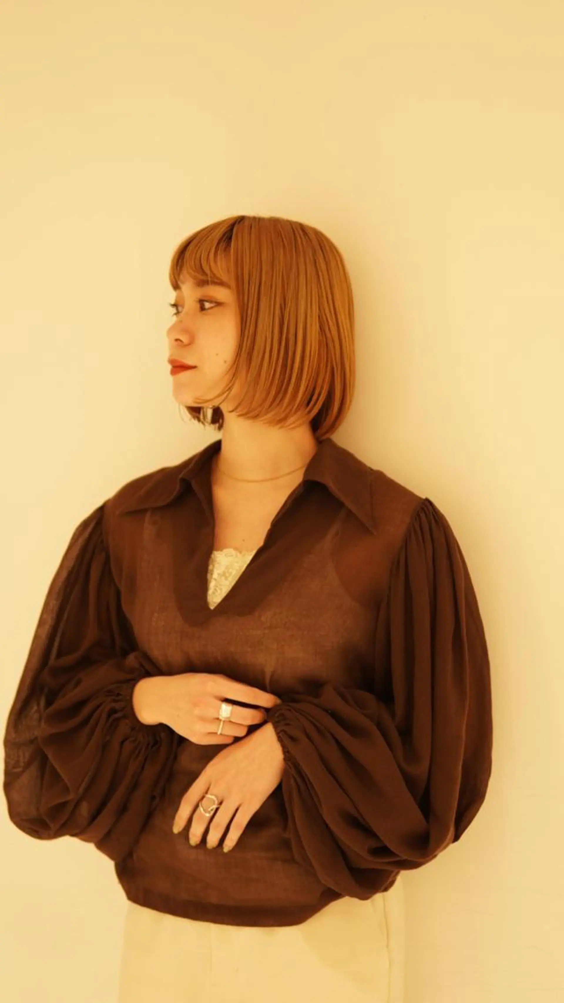 ミディアム カラー SAKINO. ベージュカラーのヘアスタイル