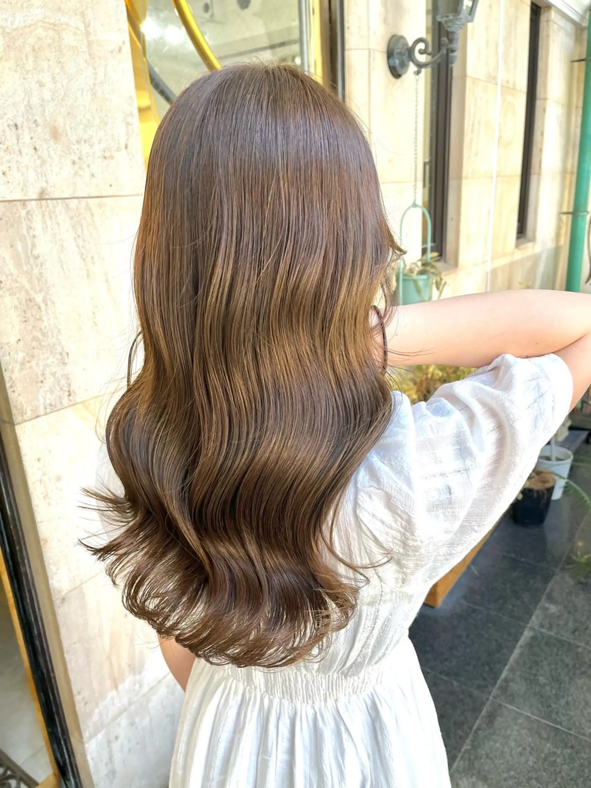 ロング カラー ブリーチ ダブルカラー ハイライトカラー ブリーチなしカラー ハイライト ヘアカラー トリートメント ブリーチなし✨艶髪 カラー𓃲YAGIのヘアスタイル