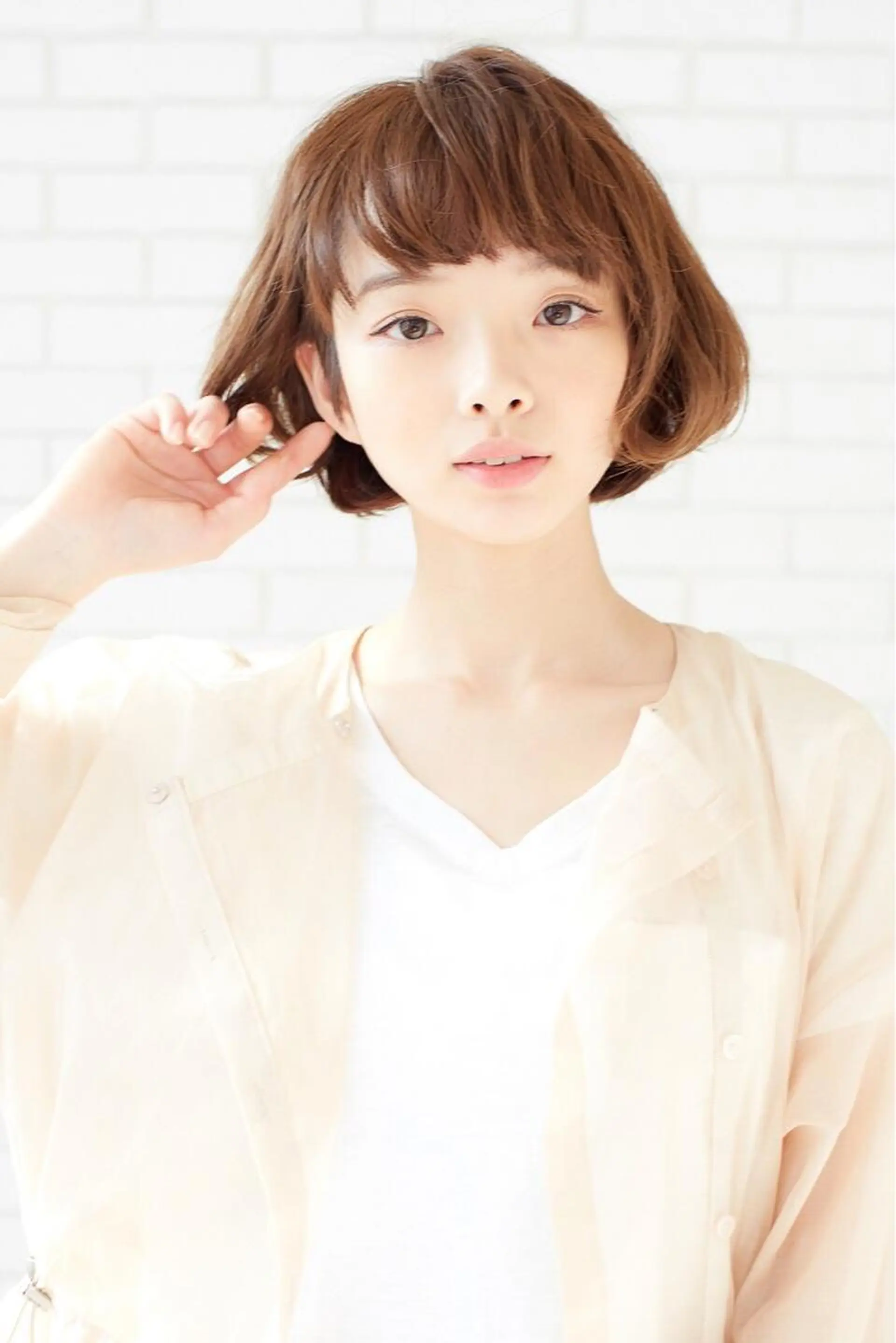 ショート カット 朝比奈 志保のヘアスタイル