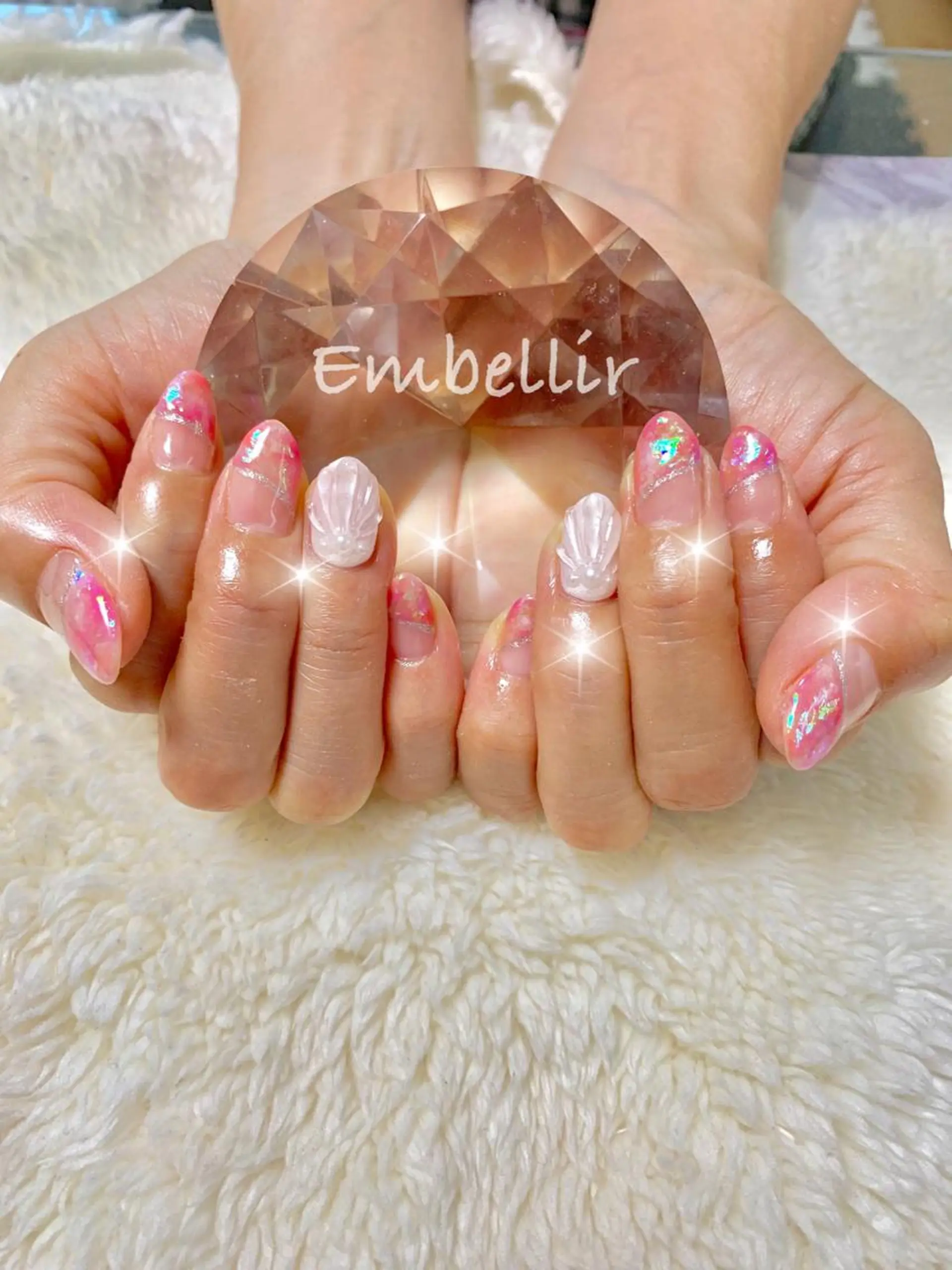 ネイル アートネイル 夏ネイル EMILUCA 北河希のエステ・リラクイメージ