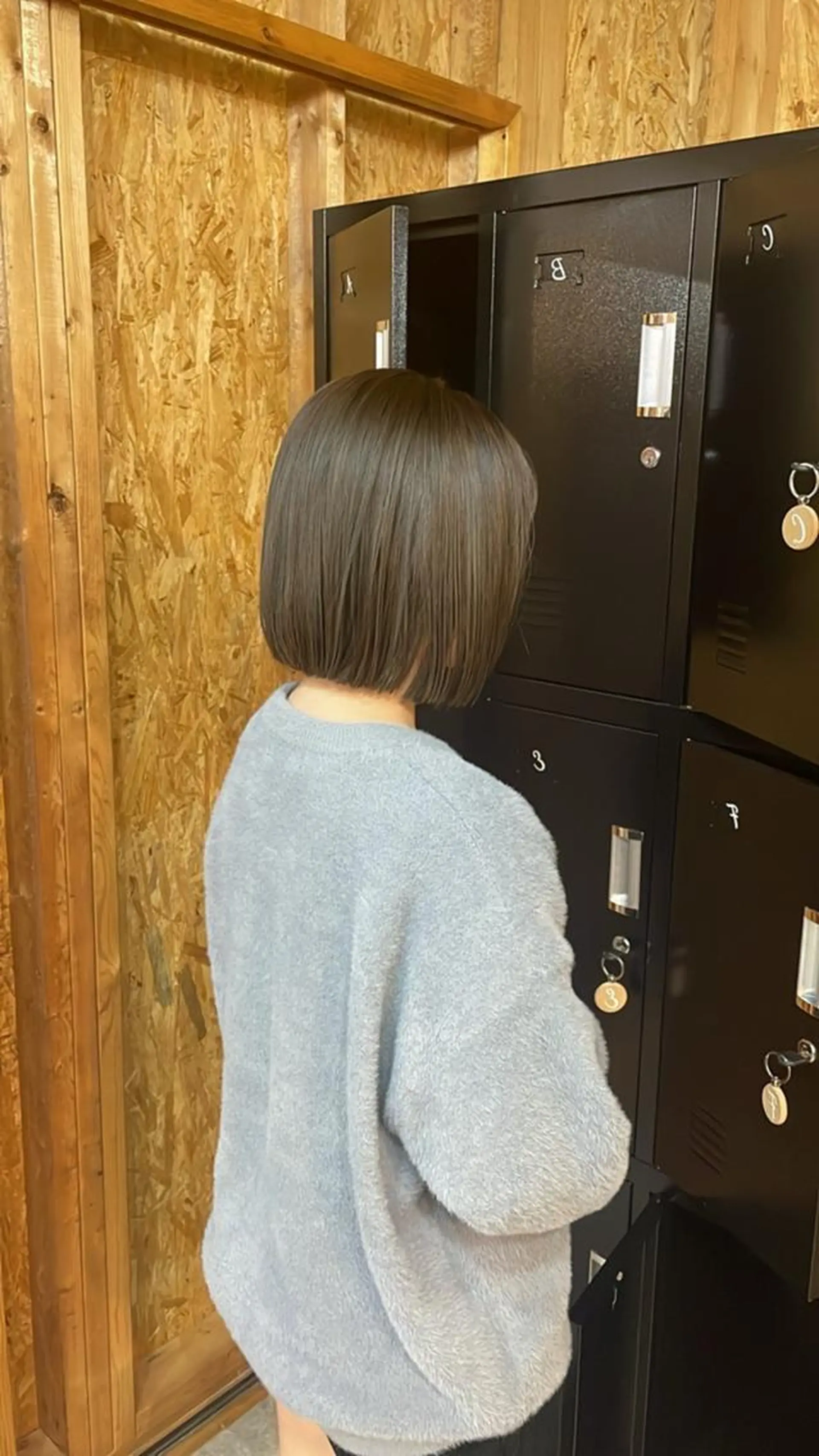 ショート ☘️レイヤー&ボブ× ハイトーン☘️初ボブのヘアスタイル