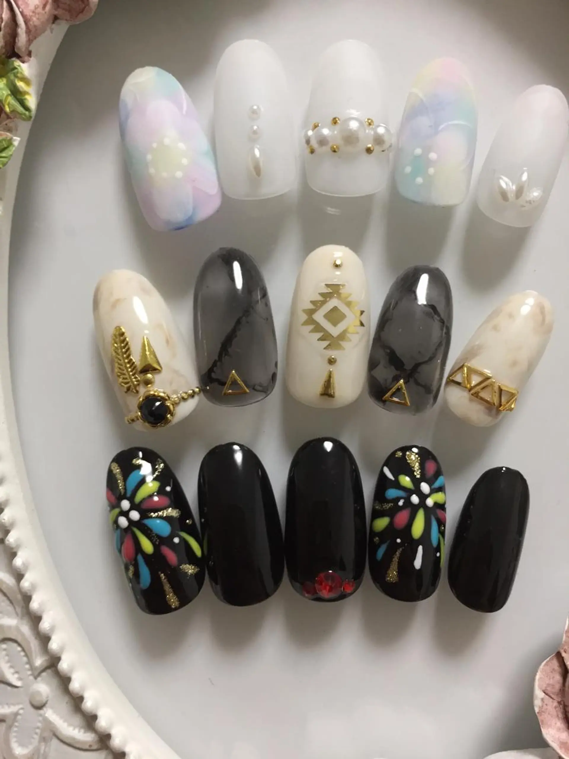 ネイル 大理石ネイル(マーブル) 心と体が整う腸活 サロン ラクシュミーのエステ・リラクイメージ