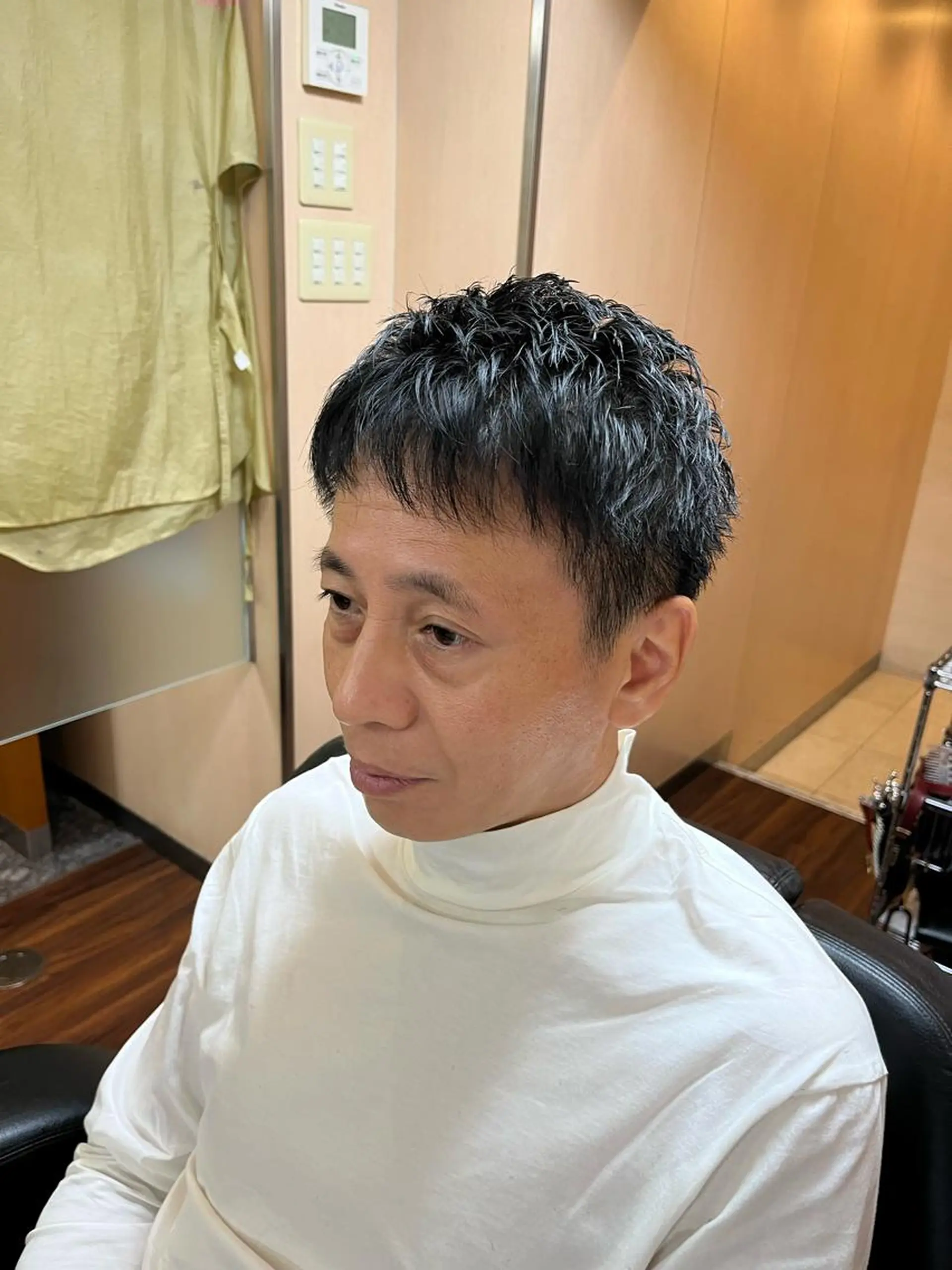 ショート メンズ 刈り上げ 工藤 千織のヘアスタイル