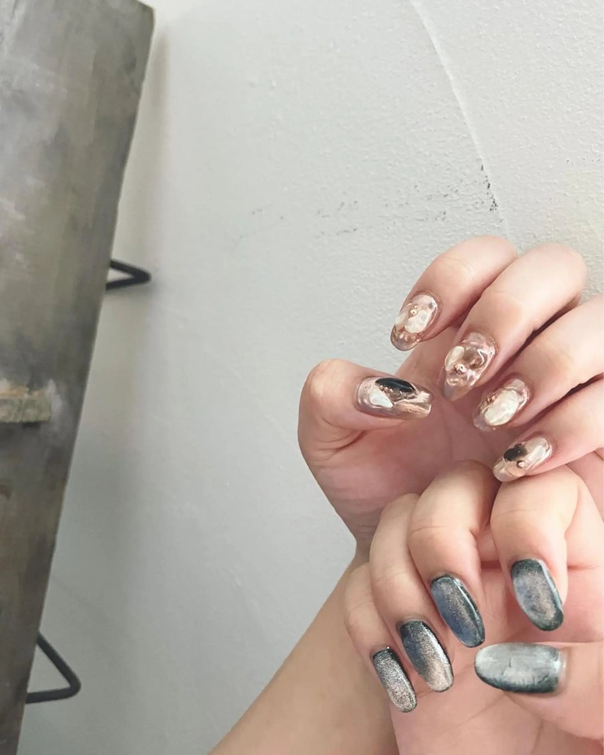 ネイル フットネイル ジェルネイル ゴールド グリーン 韓国ネイル 甲府市徳行 🧸prunelleのネイルデザイン