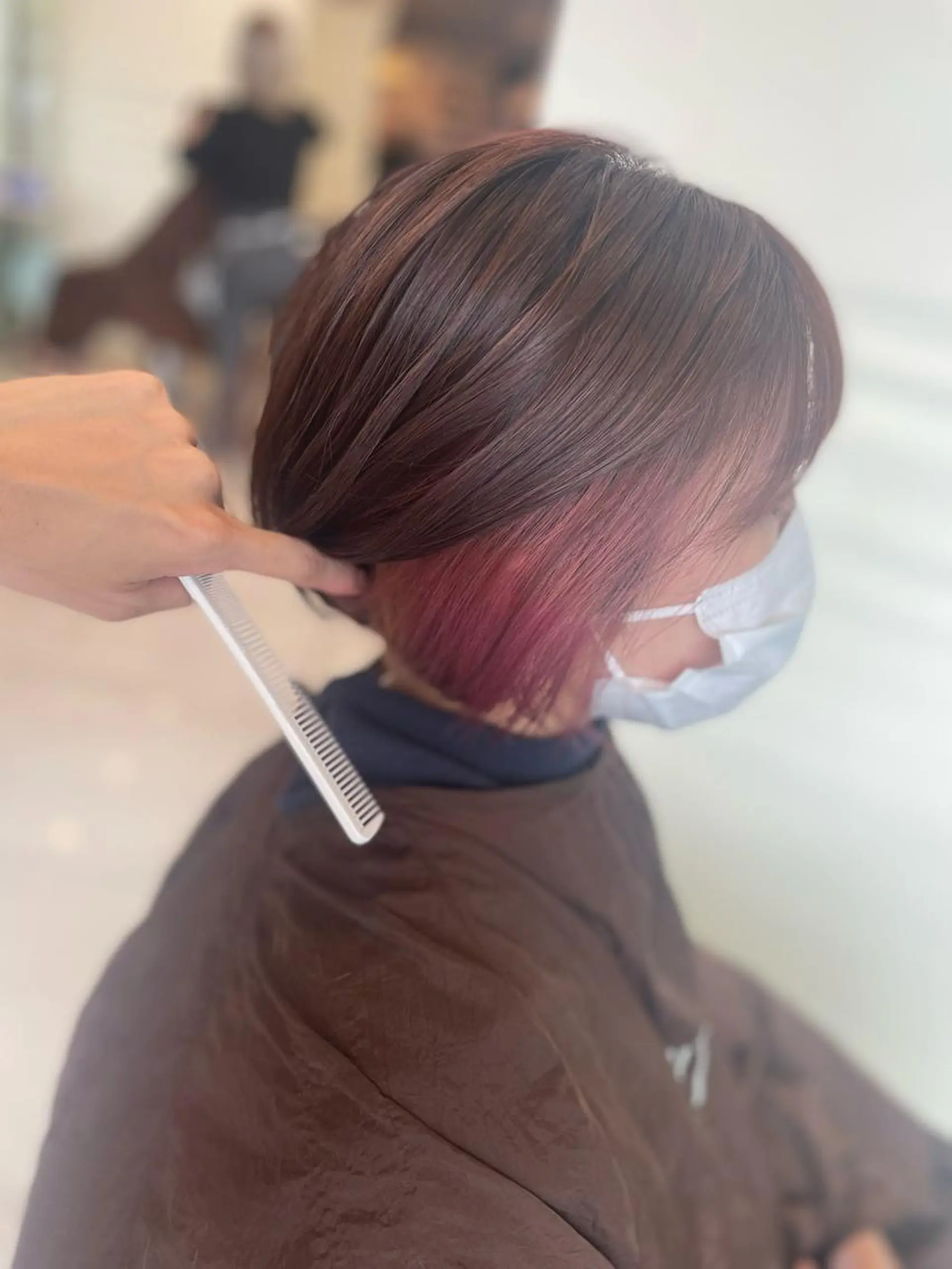 ミディアム カラー インナーカラー レッドカラー カット ヘアカラー 佐々木 麻純のヘアスタイル