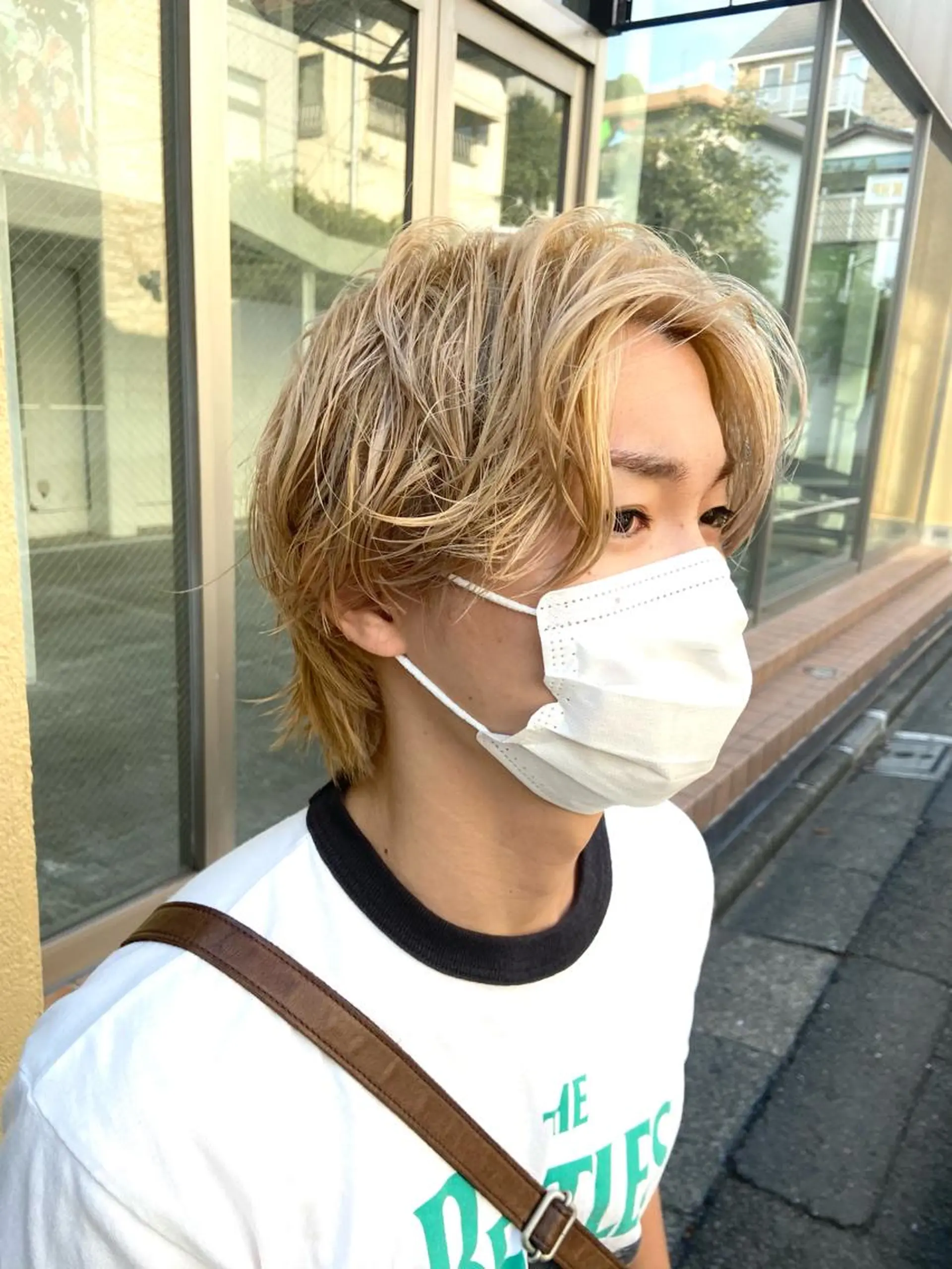 カラー メンズ ショート/ウルフ ハイトーン/カイセイのヘアスタイル