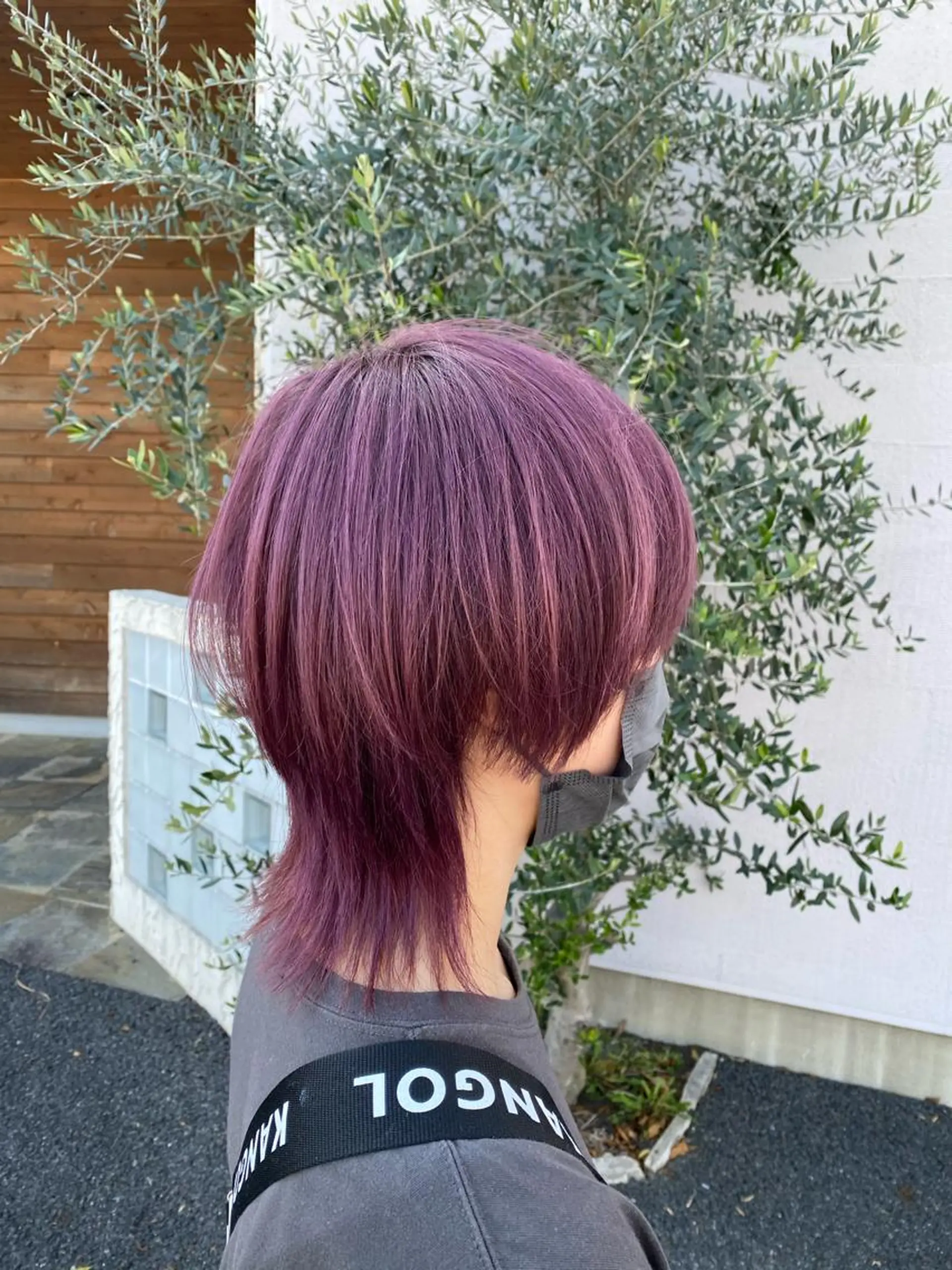 ミディアム カラー 中川 茜里のヘアスタイル