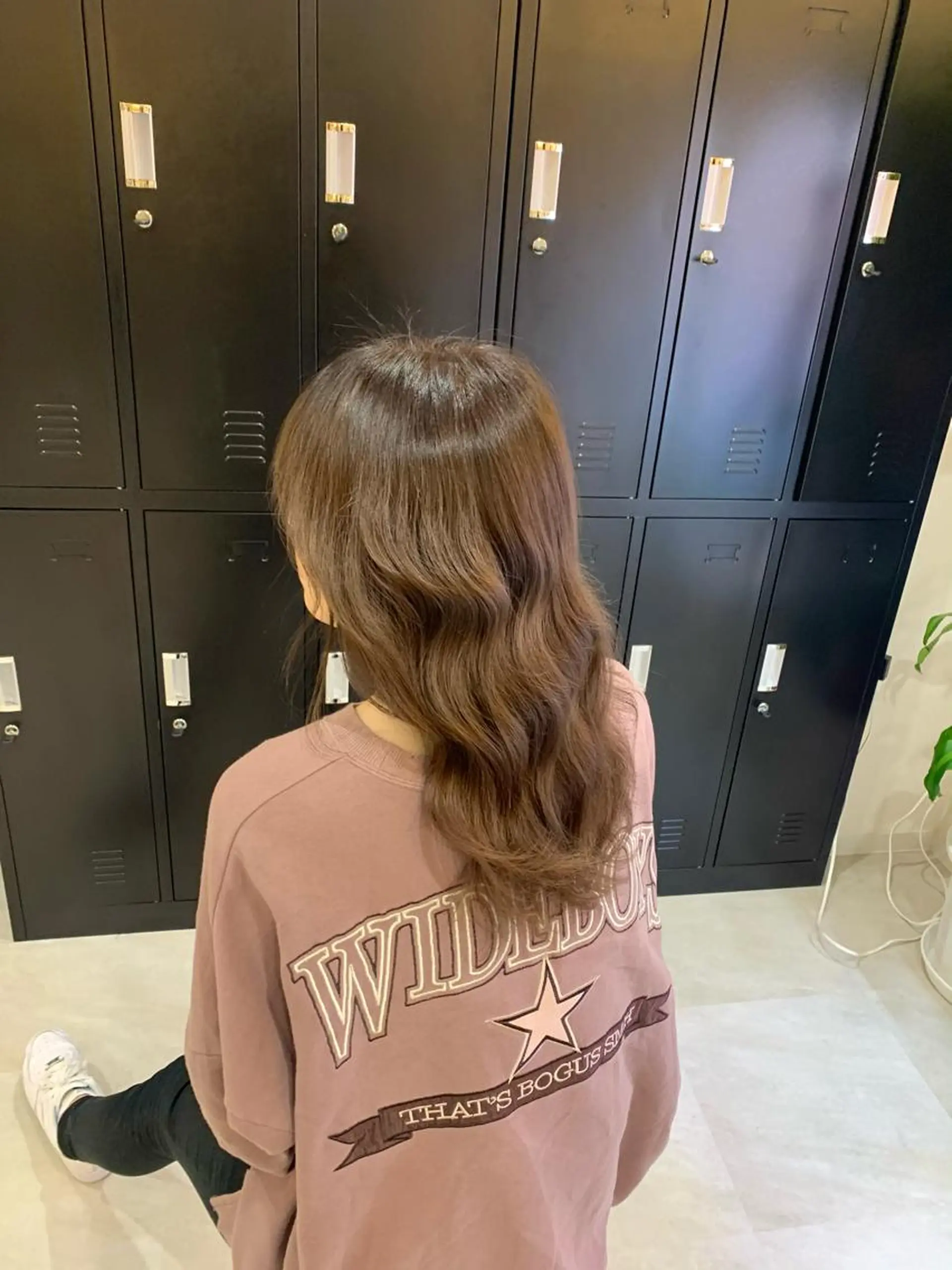 ミディアム ジゼル小倉谷内尾祐音 ケアブリーチのヘアスタイル