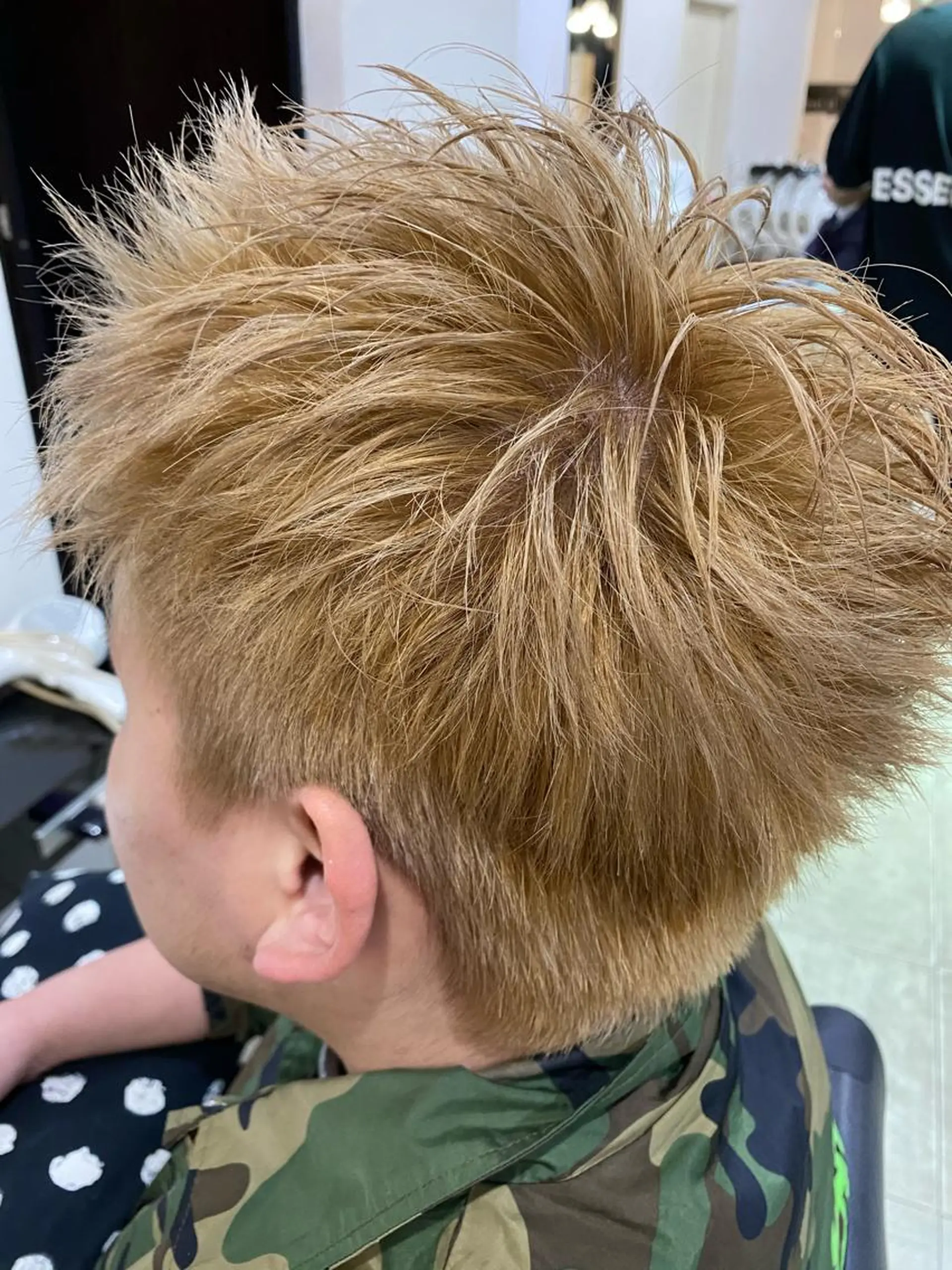 ショート ヘアアレンジ メンズ 烏山 達也のヘアスタイル