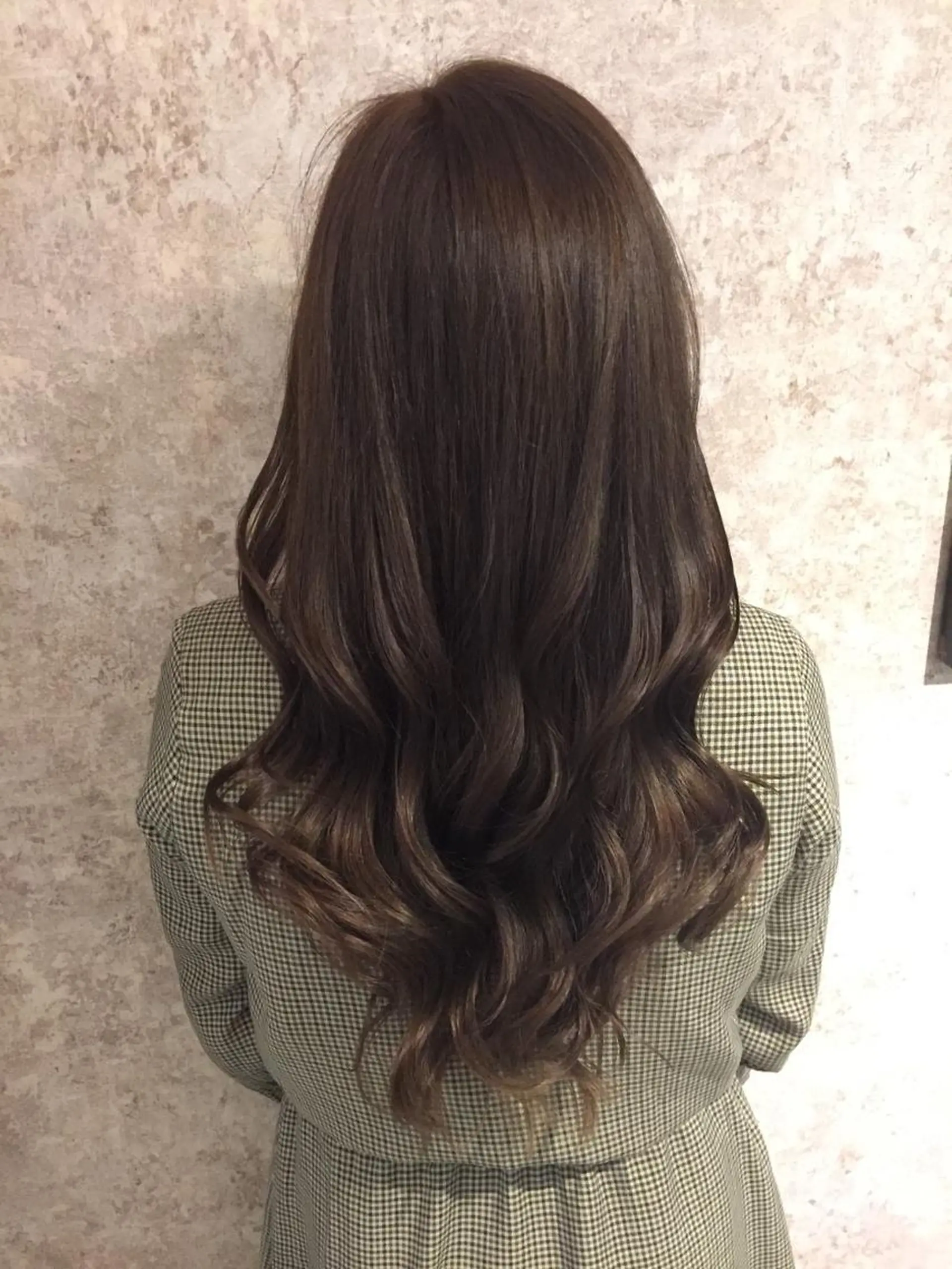 ミディアム カラー パーマ 小顔カット✨ 透明感カラー/村上のヘアスタイル