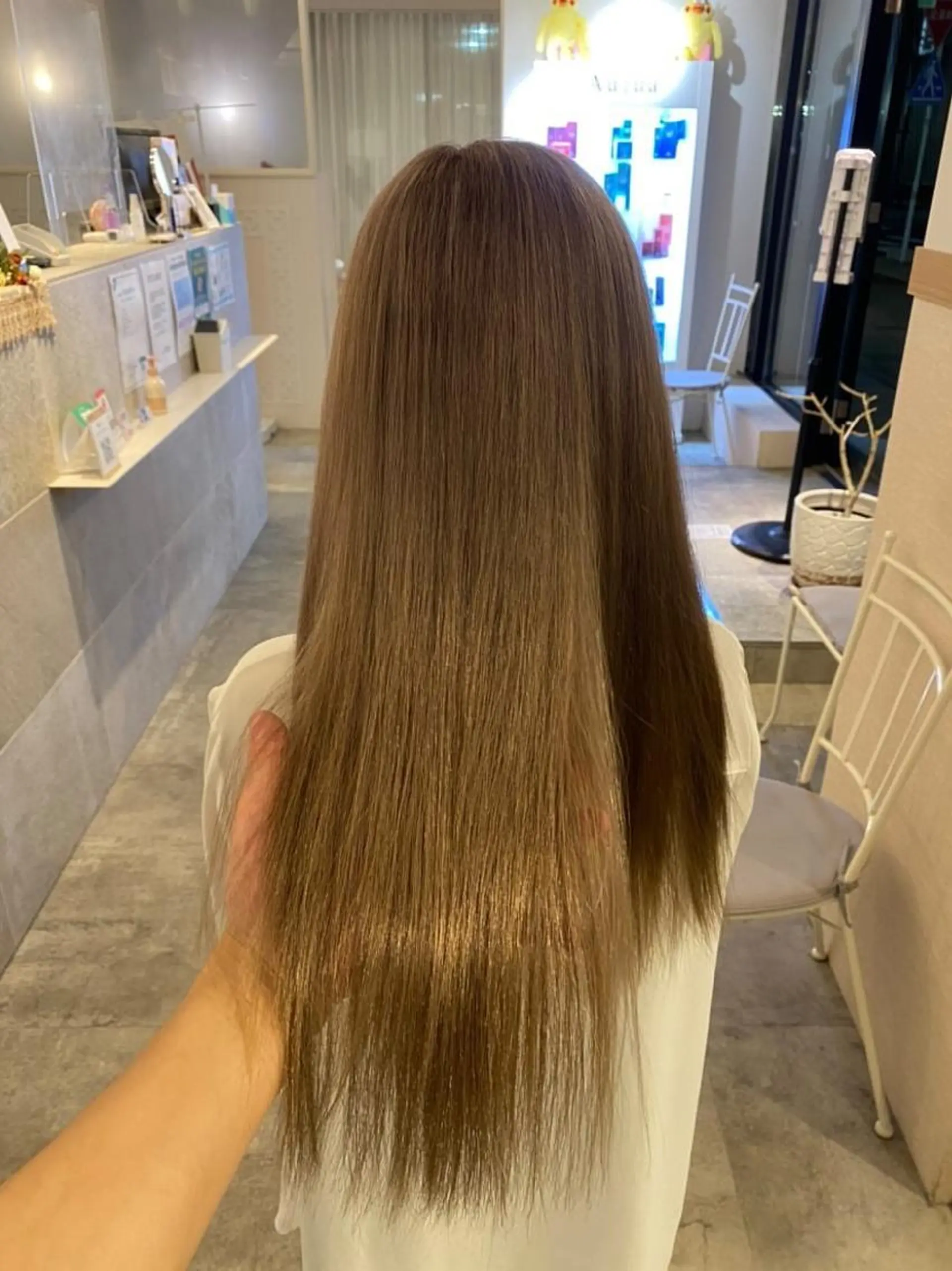 ロング カラー ブリーチ れい🫧 ハイトーン特化のヘアスタイル