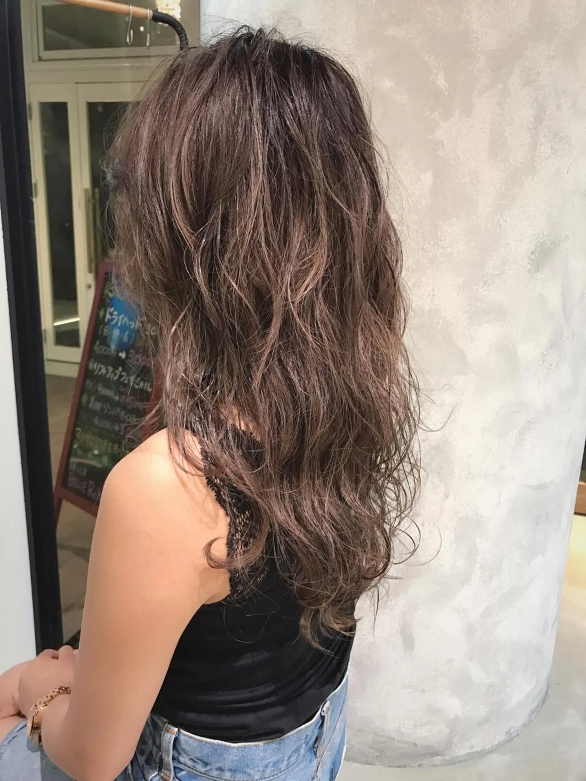 ロング パーマ ハイライト 松村 崇弘のヘアスタイル