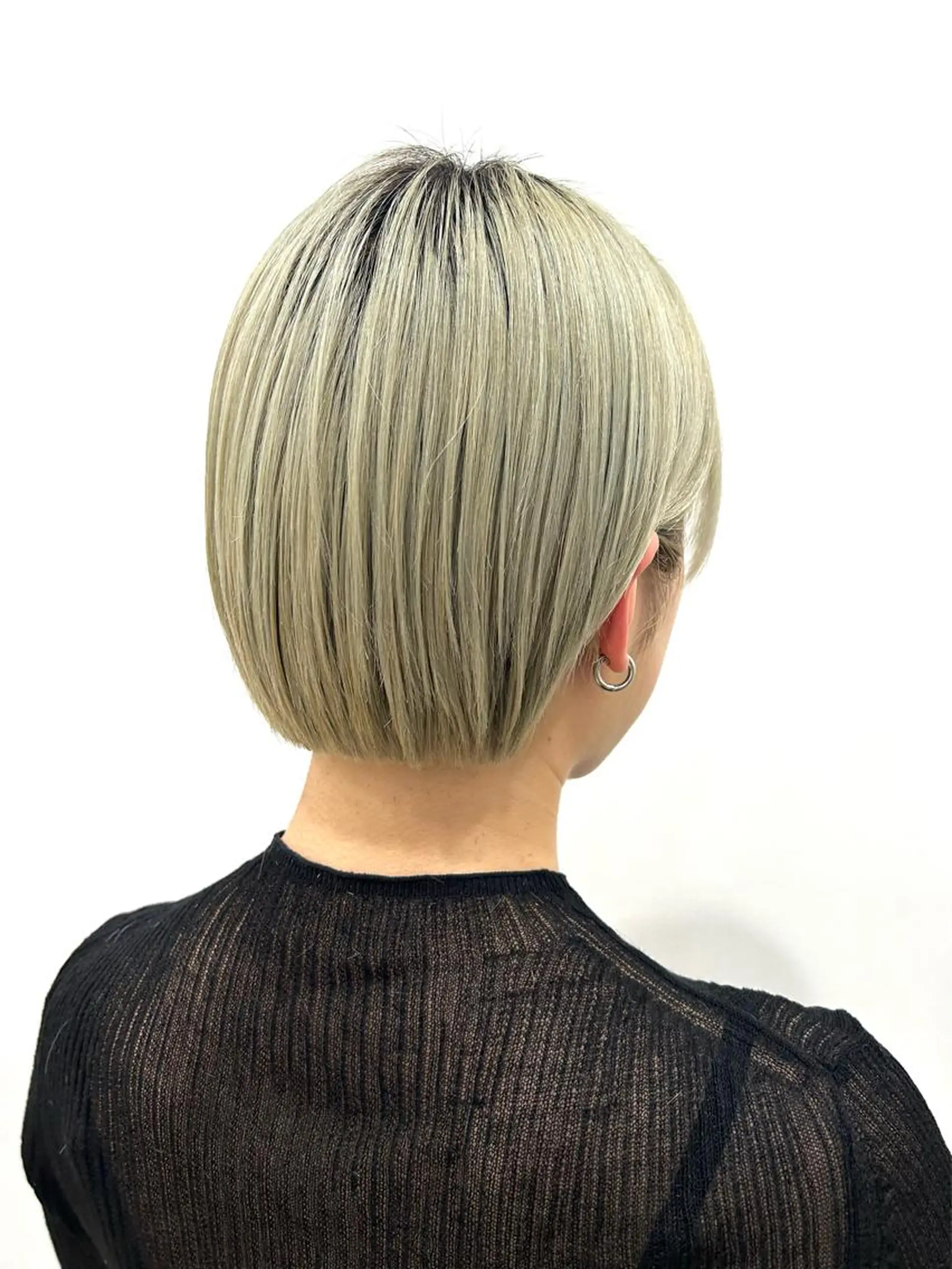 ショート カット トリートメント ぱつっとボブ/ 小野あかねのヘアスタイル