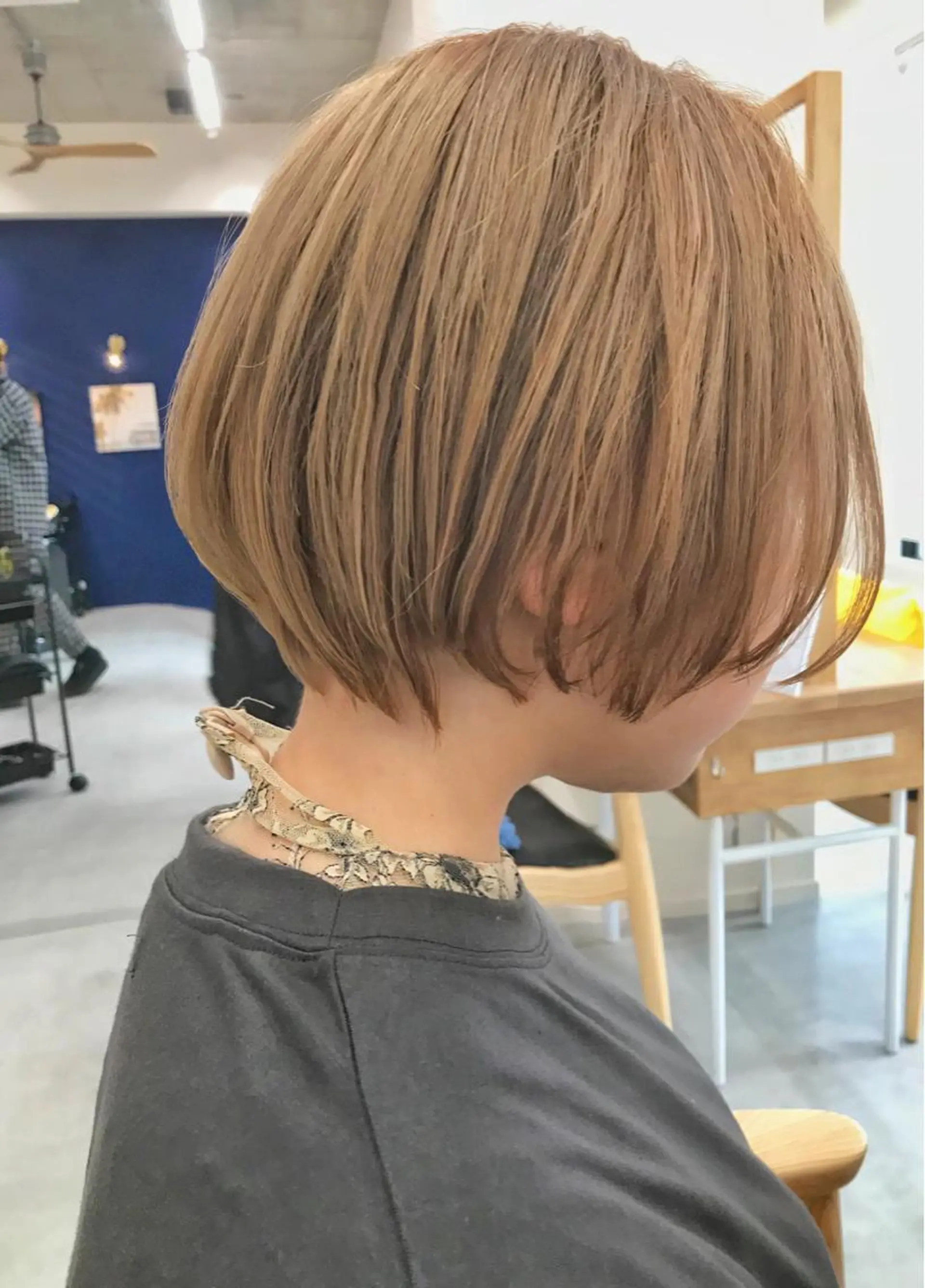 ショート カット ヘアカラー トリートメント イメチェンカット✂️ 錦糸町佐藤店長のヘアスタイル