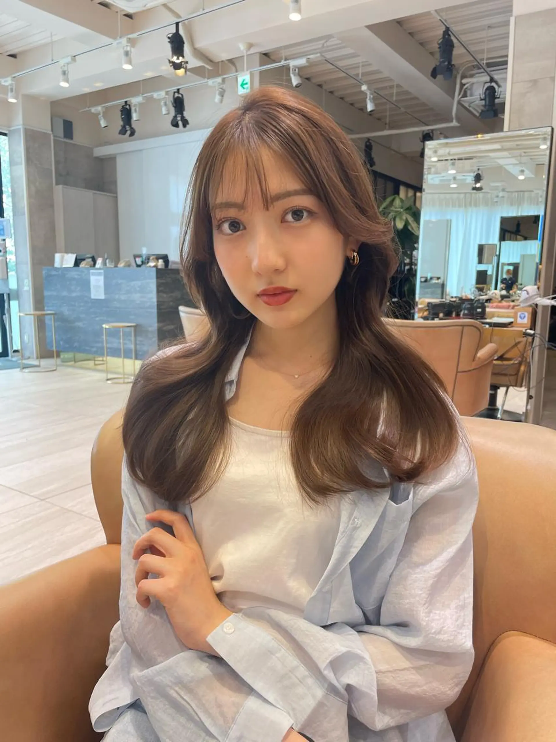 ロング カラー ヘアカラー トリートメント 韓国🇰🇷透明感 ERIのヘアスタイル