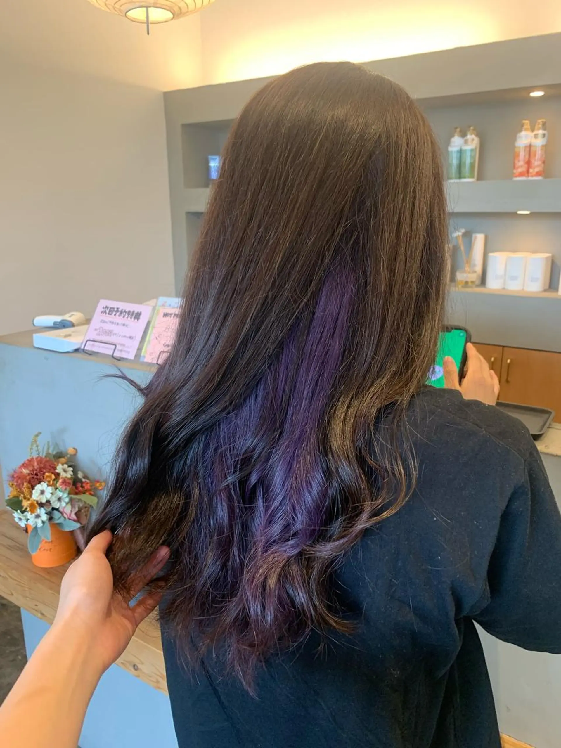 ロング カラー ブリーチ ディープパープル インナーカラー パープルカラー ヘアカラー ハイトーン職人💗 松本輝美のヘアスタイル