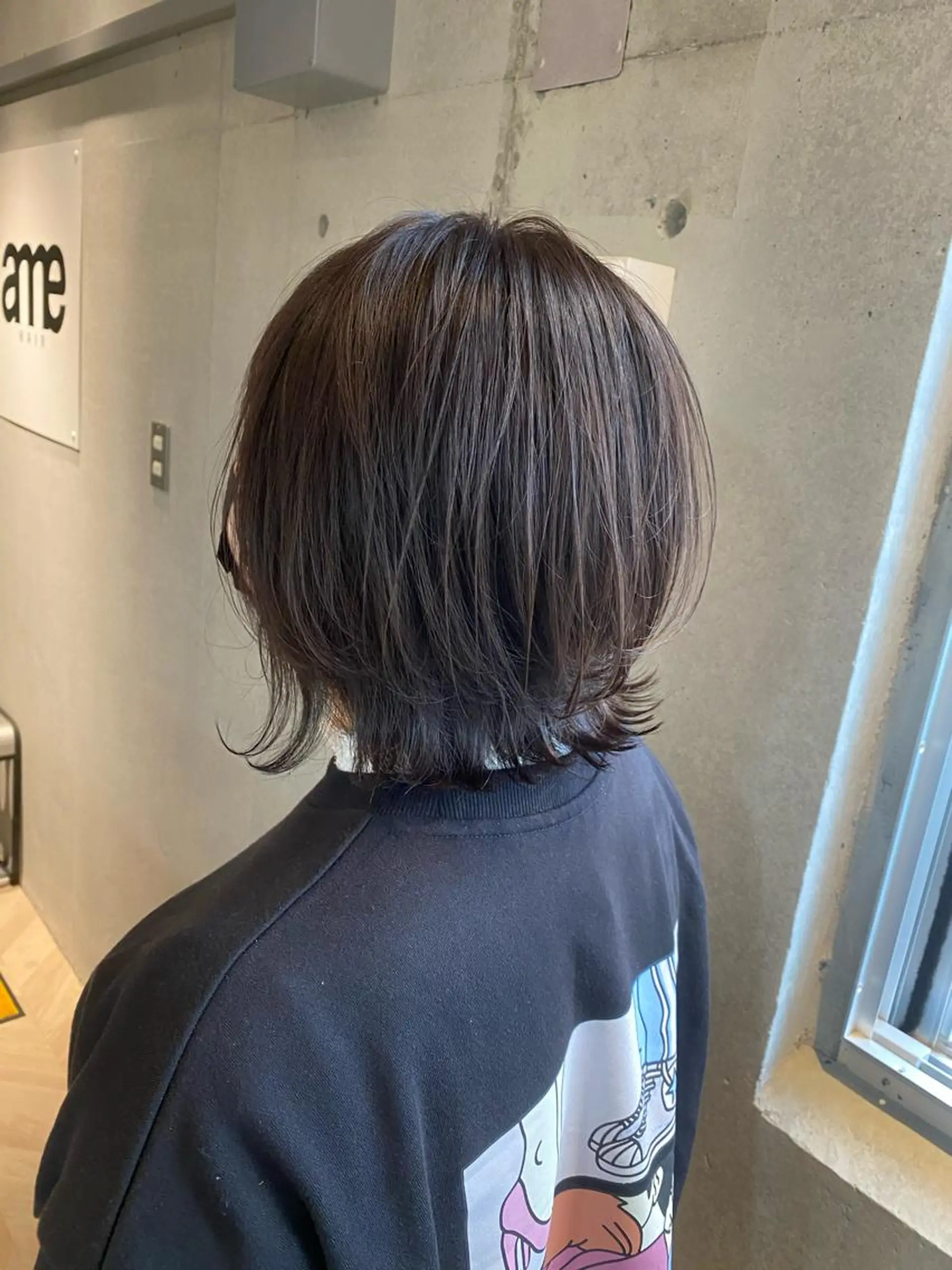 ショート 外ハネヘア ウルフカット カット ヘアカラー トリートメント 西山 恵太郎のヘアスタイル