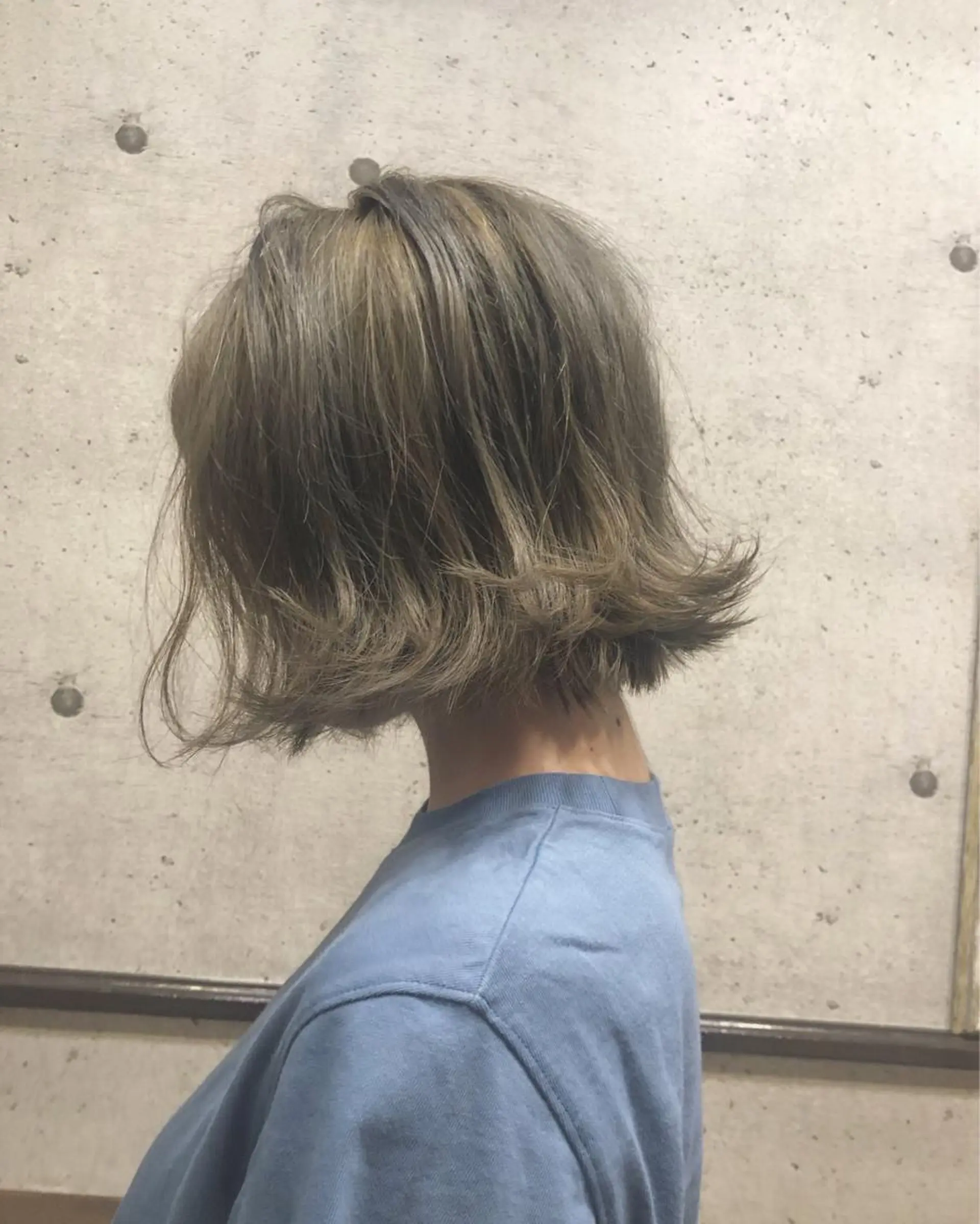 ショート カラー カット ヘアカラー トリートメント 江原 彩華のヘアスタイル