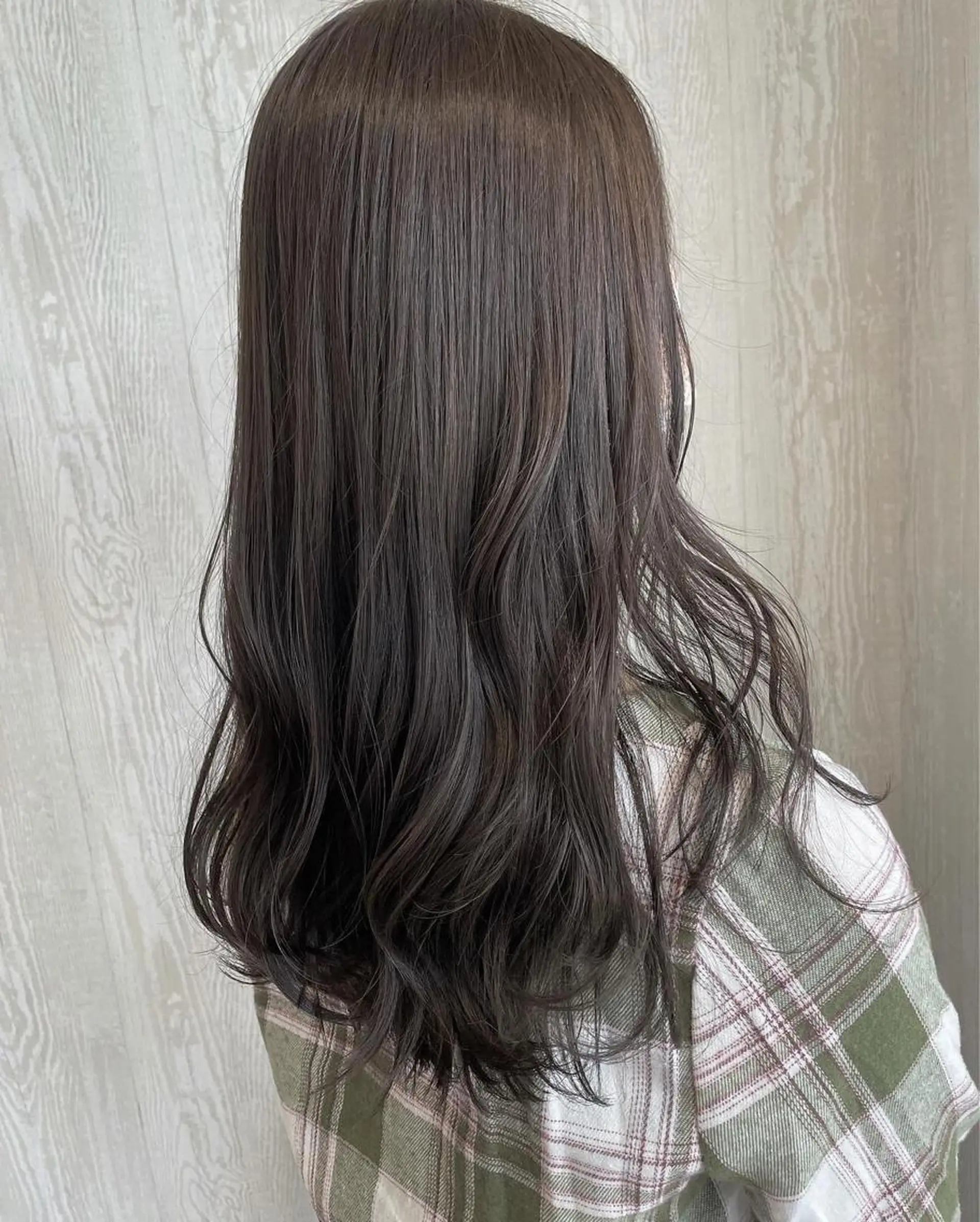 ロング カラー アッシュ 透明感カラー グレージュ オリーブグレージュ オリーブグレー カット ヘアカラー トリートメント 河合秀明/ショート /ボブ/レイヤーのヘアスタイル