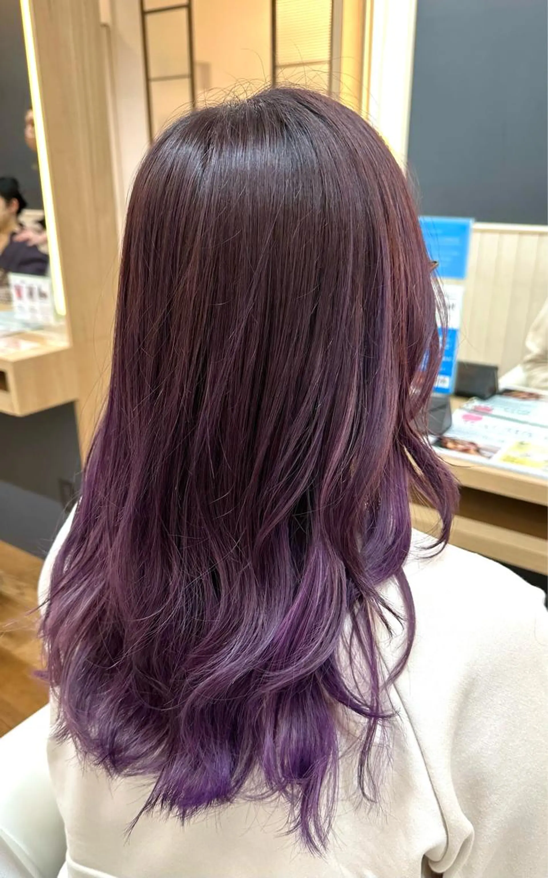 ロング カラー テクニカルディレクタ ー葛西凌大のヘアスタイル