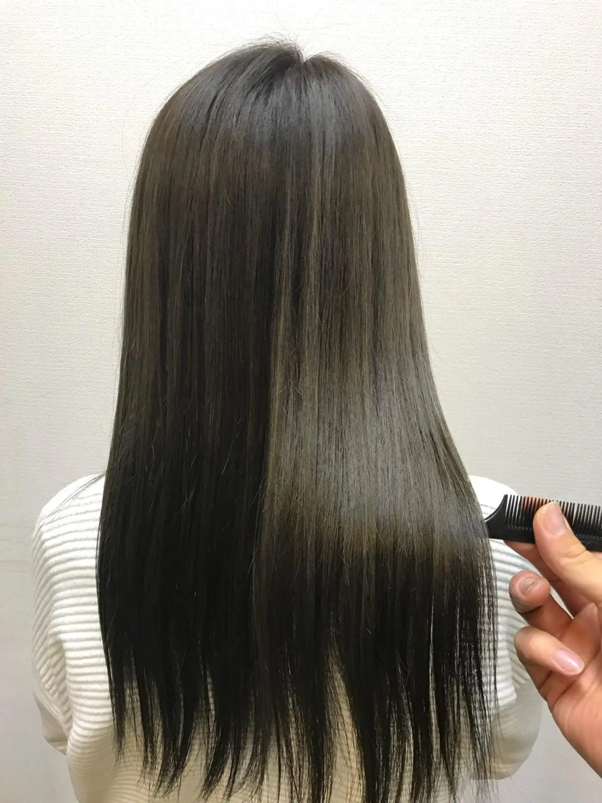 ロング カラー カット トリートメント 吉森 満俊のヘアスタイル