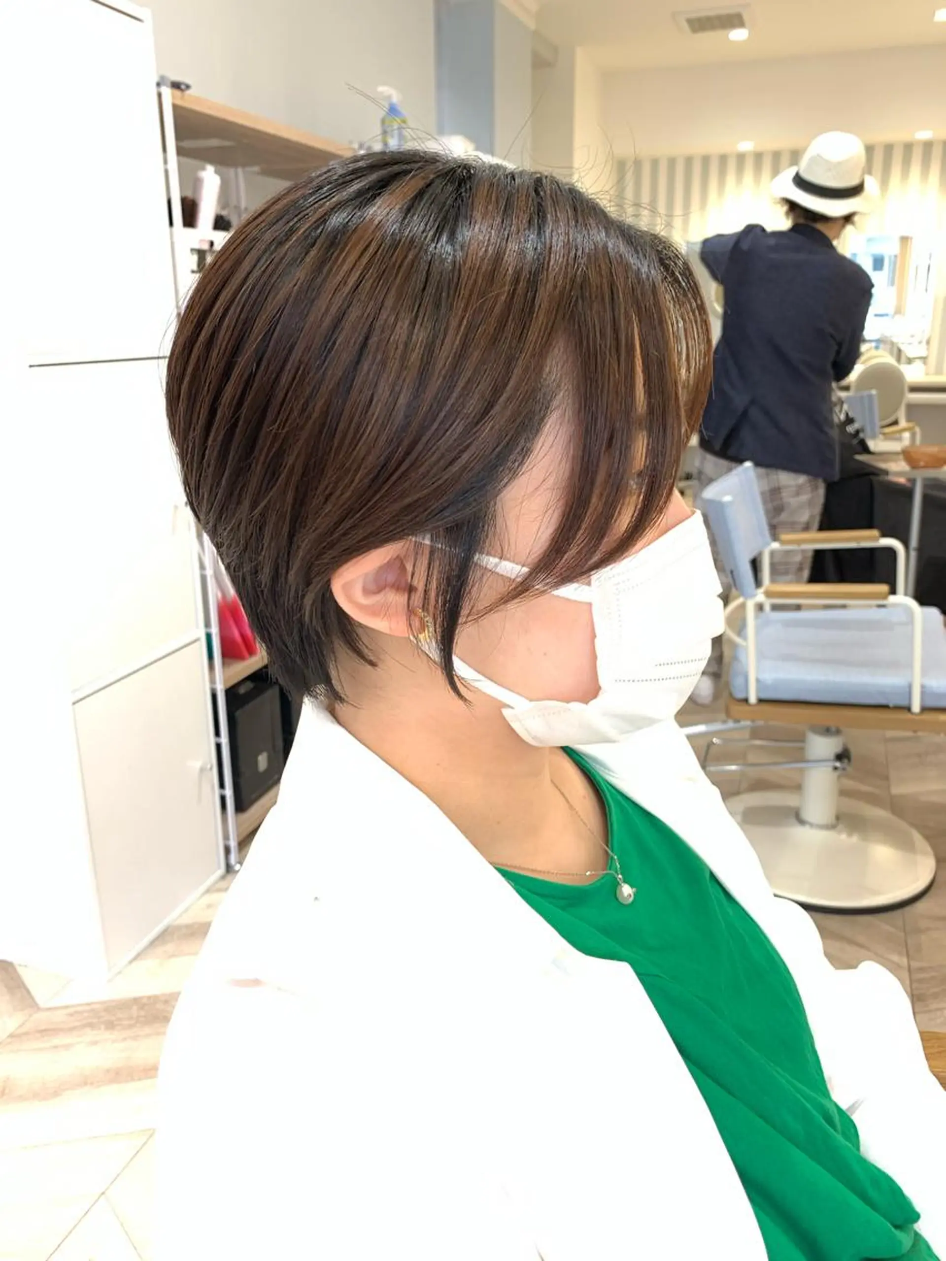 ショート 縮毛矯正/白髪ぼかし ショートボブ/鈴木のヘアスタイル