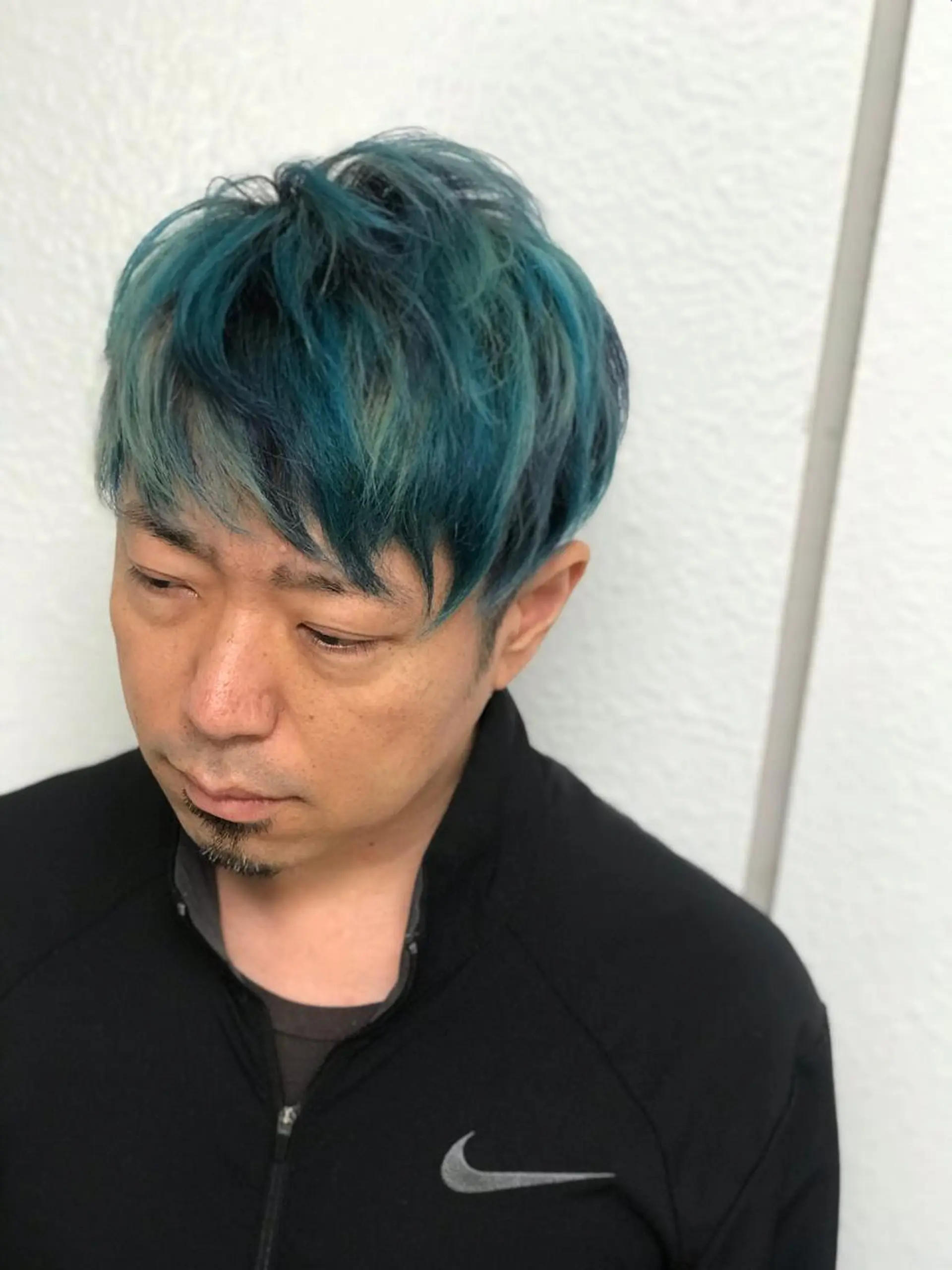 ショート カラー クロスパーマ松永裕久 似合わせカットのヘアスタイル