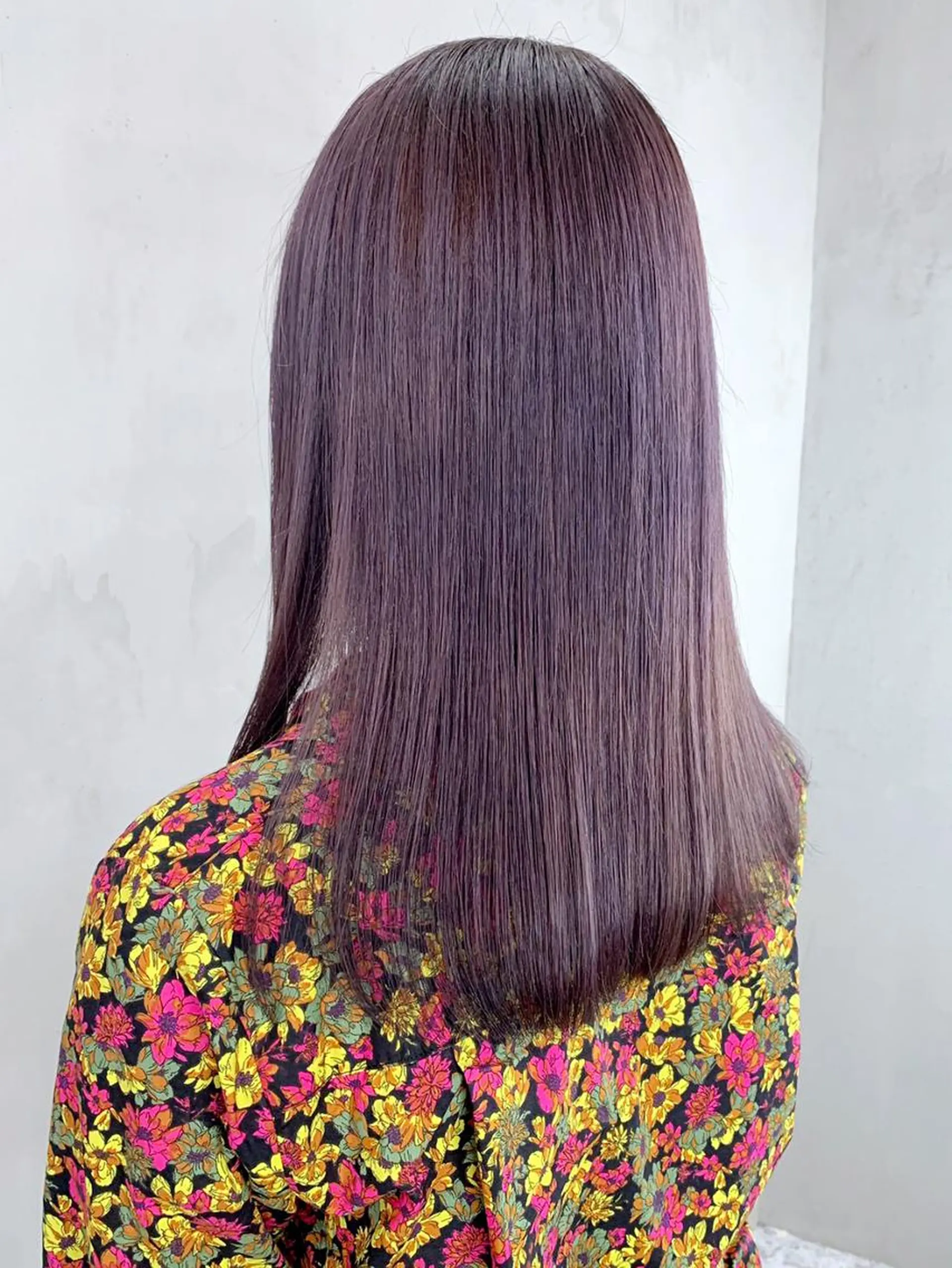 ミディアム カラー パーマ ヘアアレンジ ラベンダーカラー カット ヘアカラー トリートメント ITbyALBUM 下北沢店のヘアスタイル