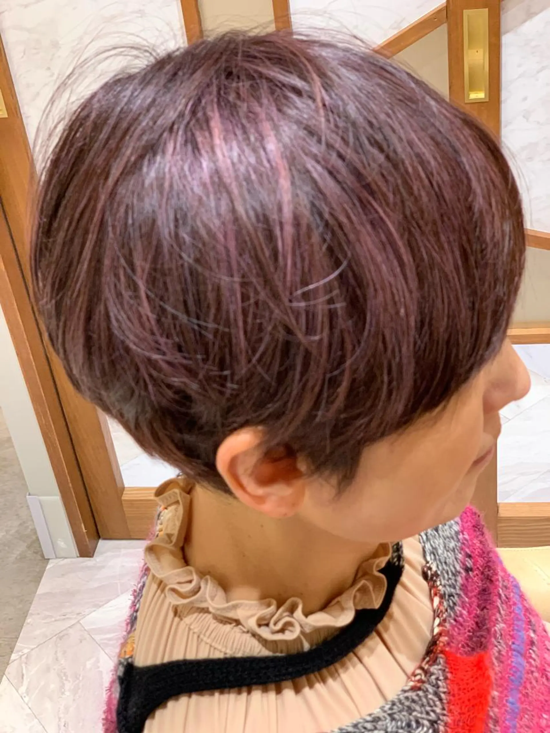 カラー 石井 潤のヘアスタイル