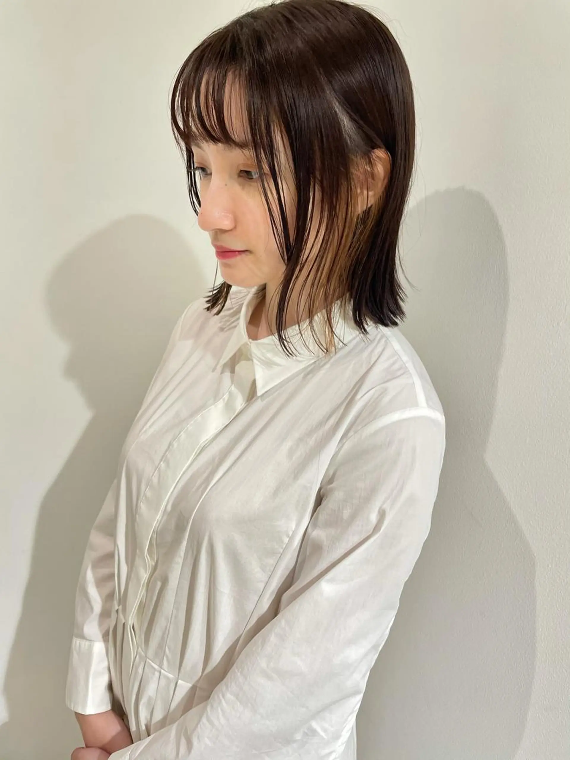 ミディアム カラー 切りっぱなしボブ ベージュカラー インナーカラー ボブ 髪質改善カラー/ボブ 🌻Mutsumiのヘアスタイル