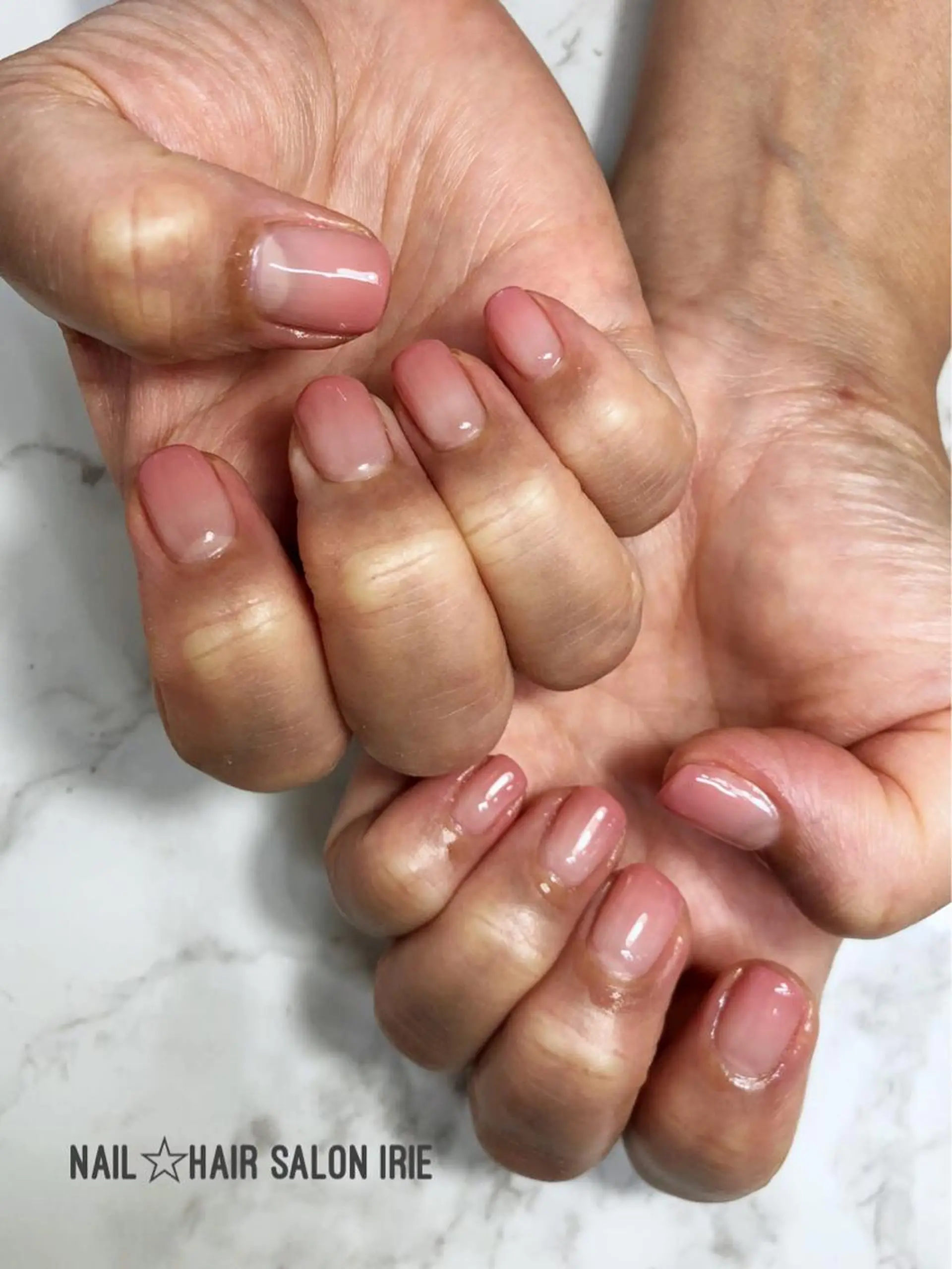 ネイル Hair salon Irie所属・與儀 知佳のネイルデザイン