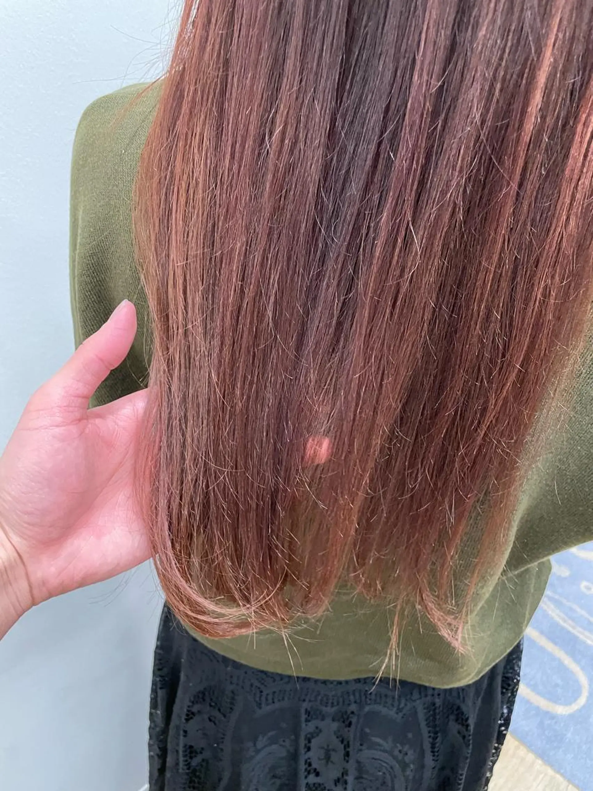 ロング パープルカラー 岡本 拡夢のヘアスタイル