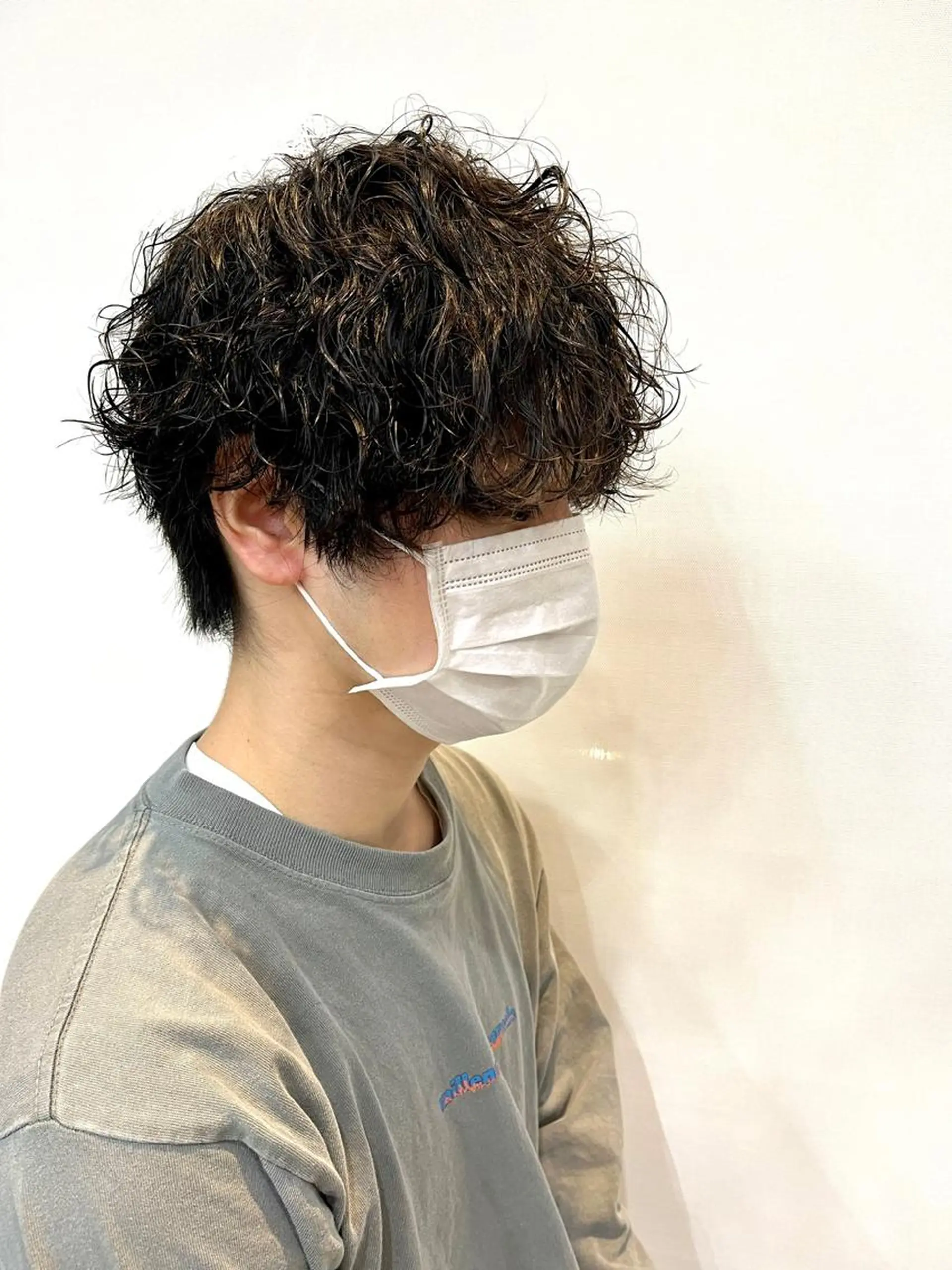 ショート パーマ メンズ うるツヤハイトーン✨ /西川郁巳のヘアスタイル