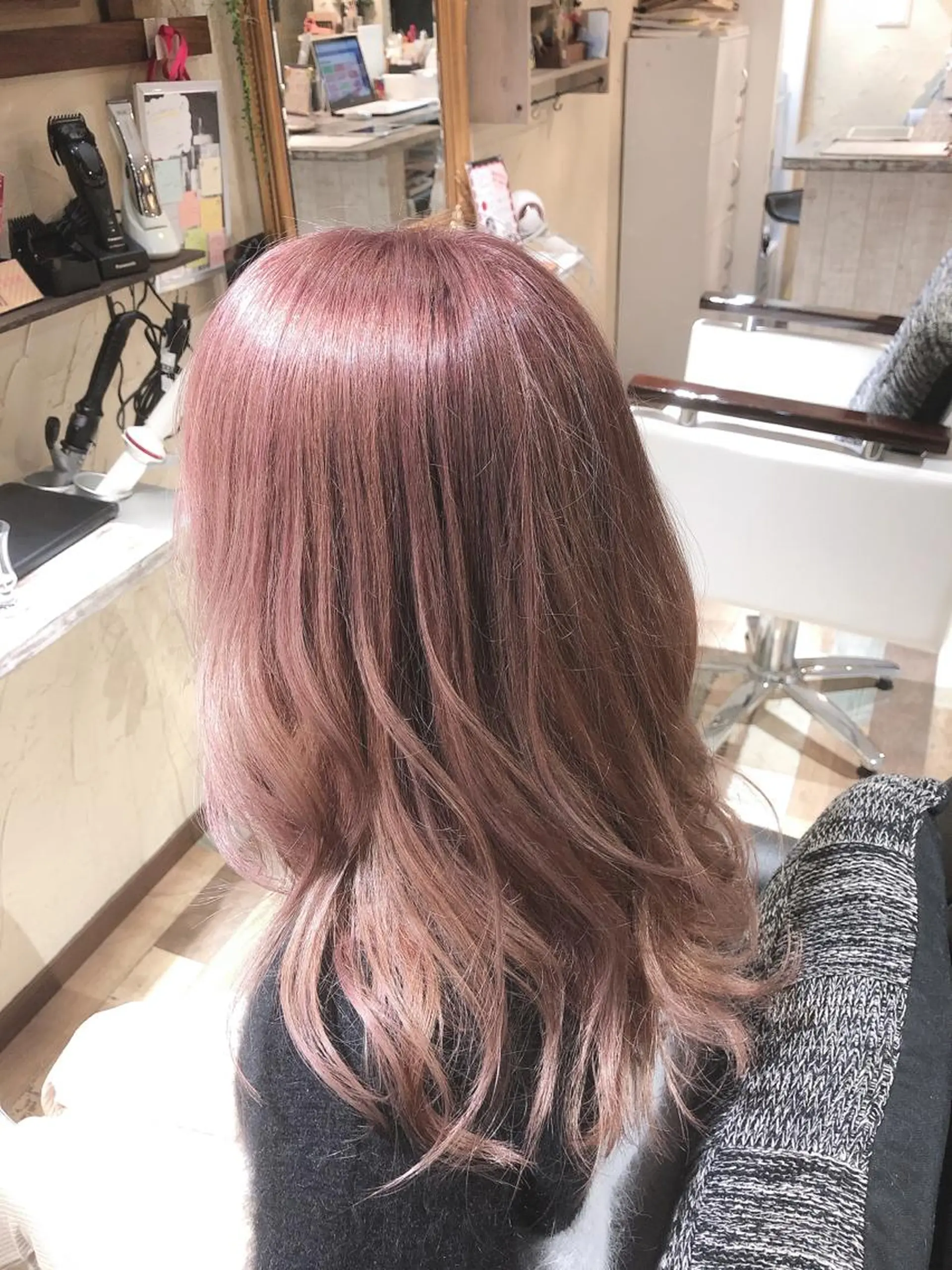 ロング カラー ブリーチ ピンクカラー バイオレットカラー ヘアカラー トリートメント 美容歴１８年以上🌈 山口のヘアスタイル