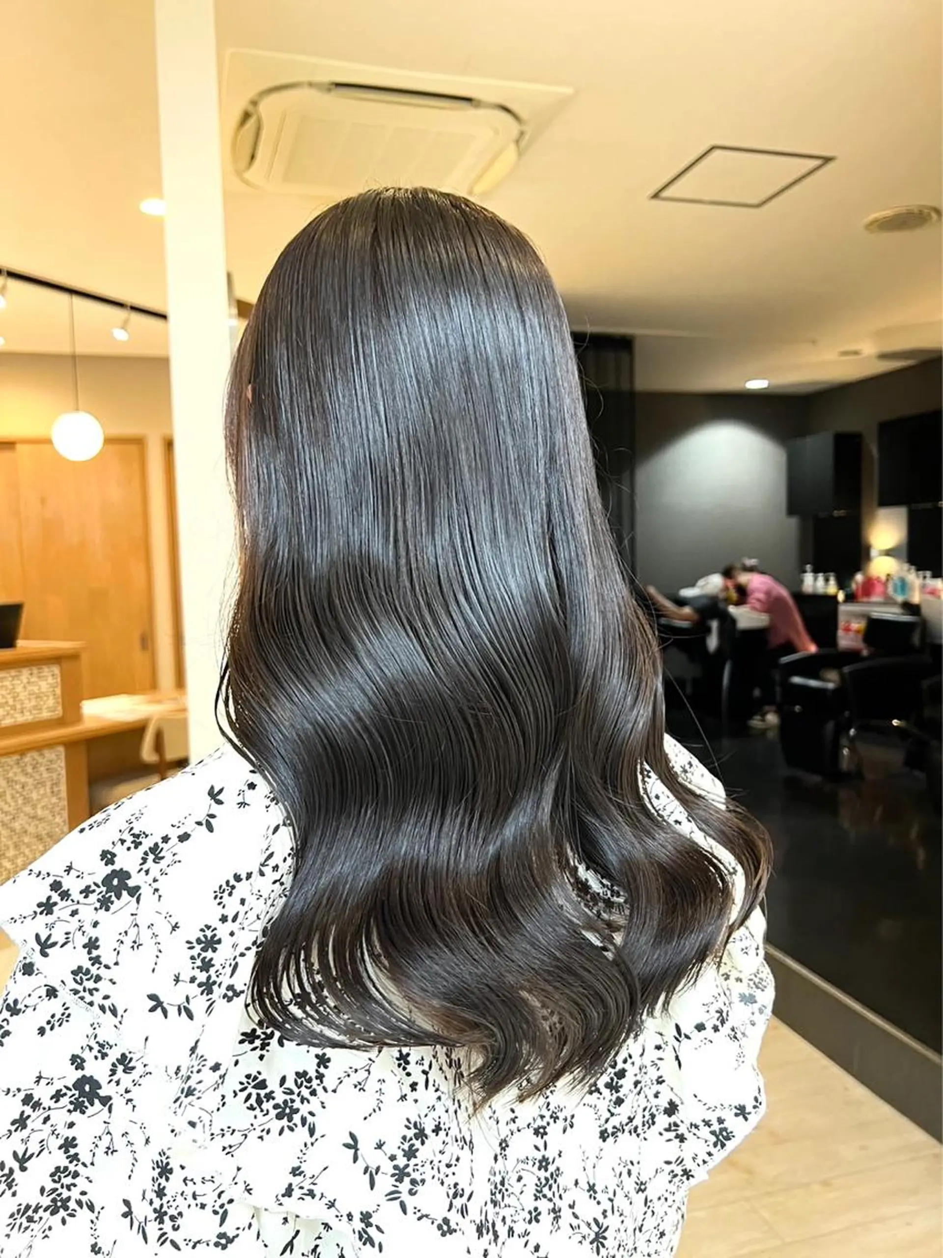 ロング 髪質改善 縮毛矯正 縮毛矯正 レイヤー/くびれ/ 縮毛/チェレ金剛のヘアスタイル