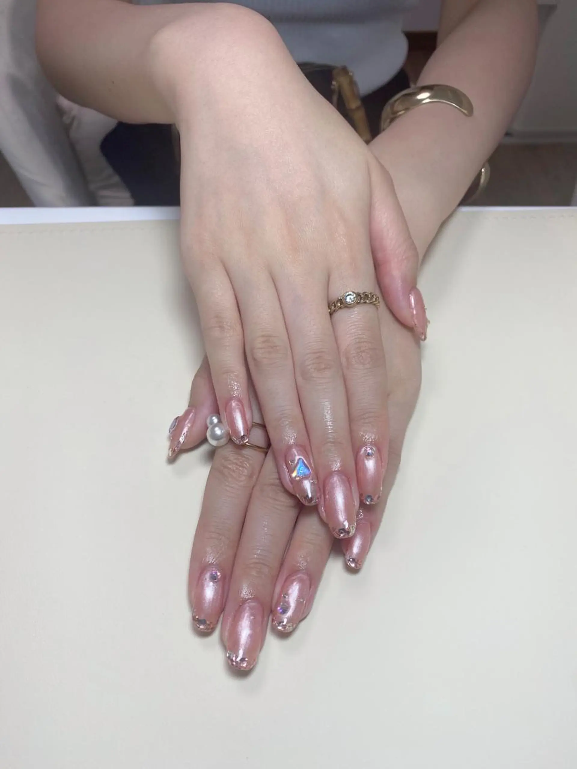 ネイル フレンチネイル ラメ(グリッター) ストーンネイル ハンドネイル Nail Salon K 🧸美爪育成のネイルデザイン