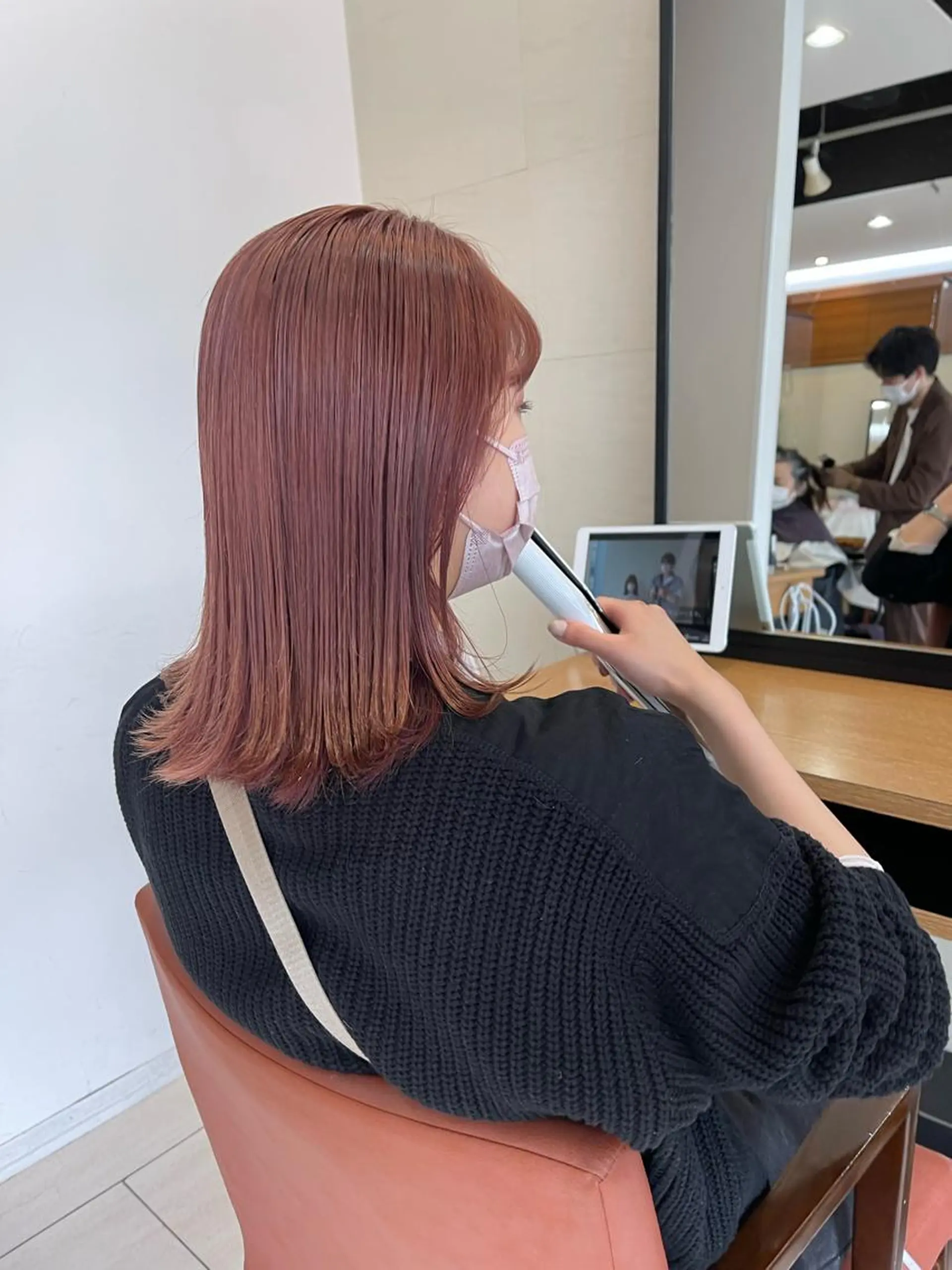 セミロング カラー ブリーチ shiori/暖色/ レイヤー/似合わせのヘアスタイル